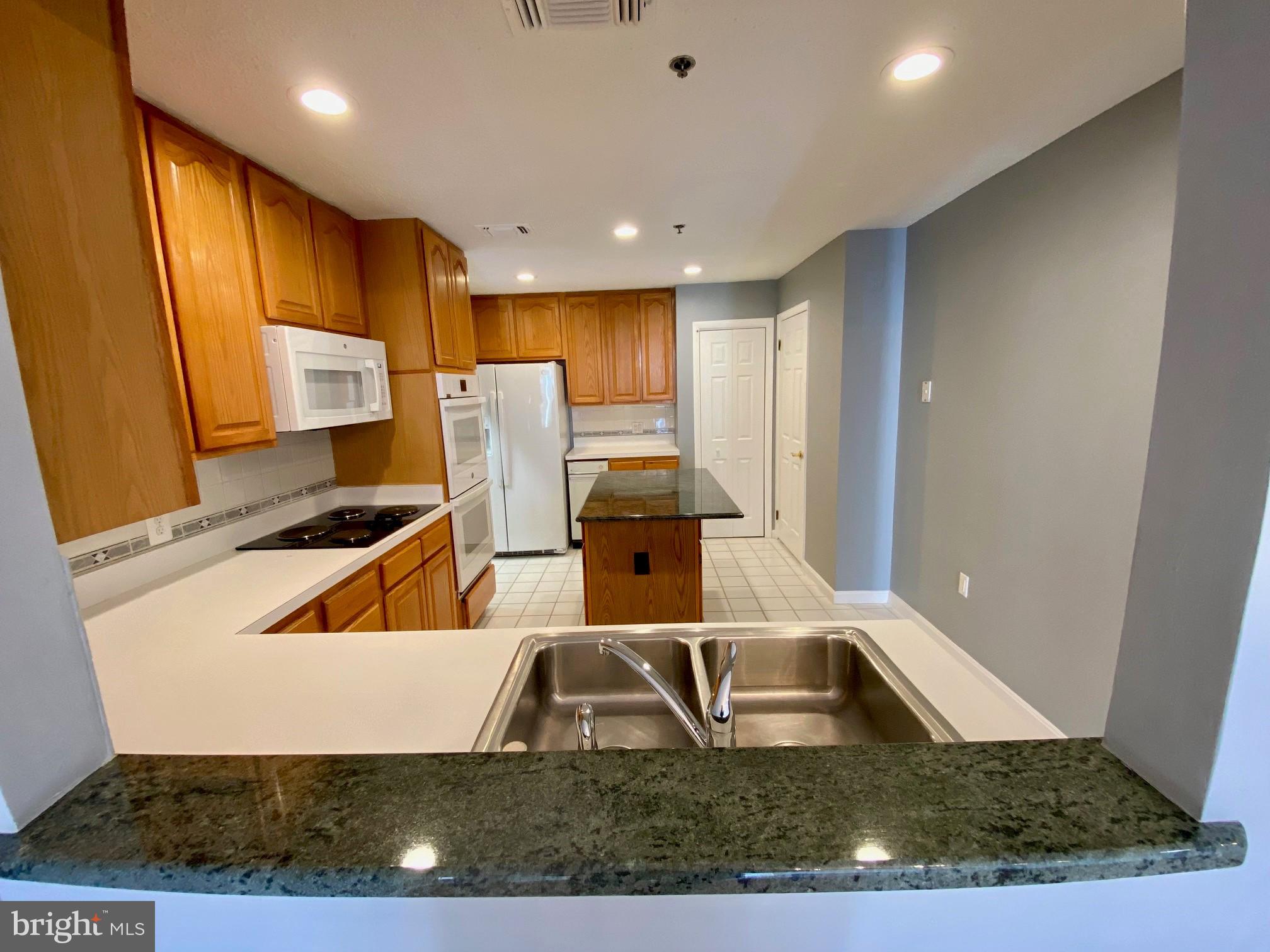 HERITAGE HARBOUR - Residential Lease