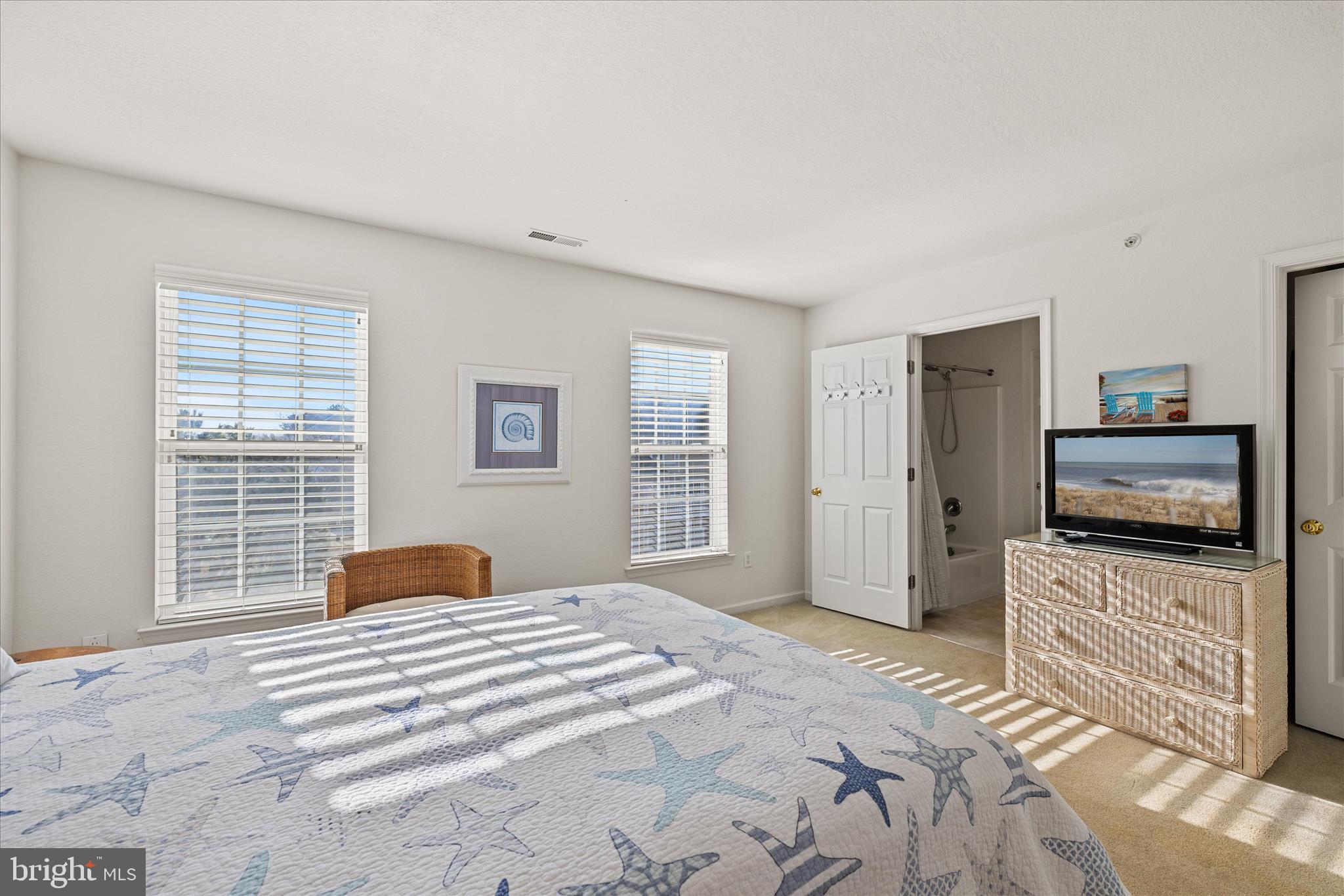 CREEKSIDE - Residential