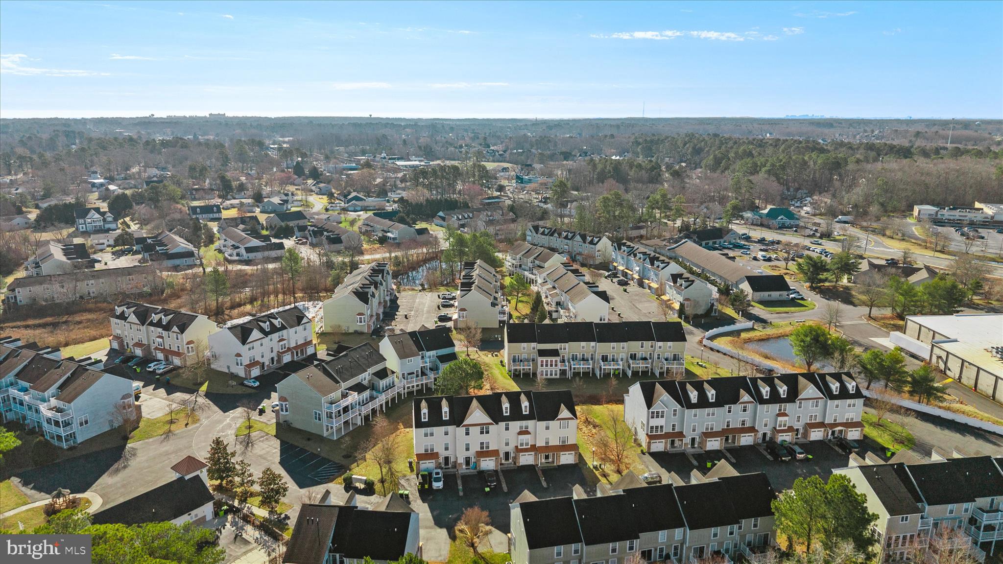 CREEKSIDE - Residential