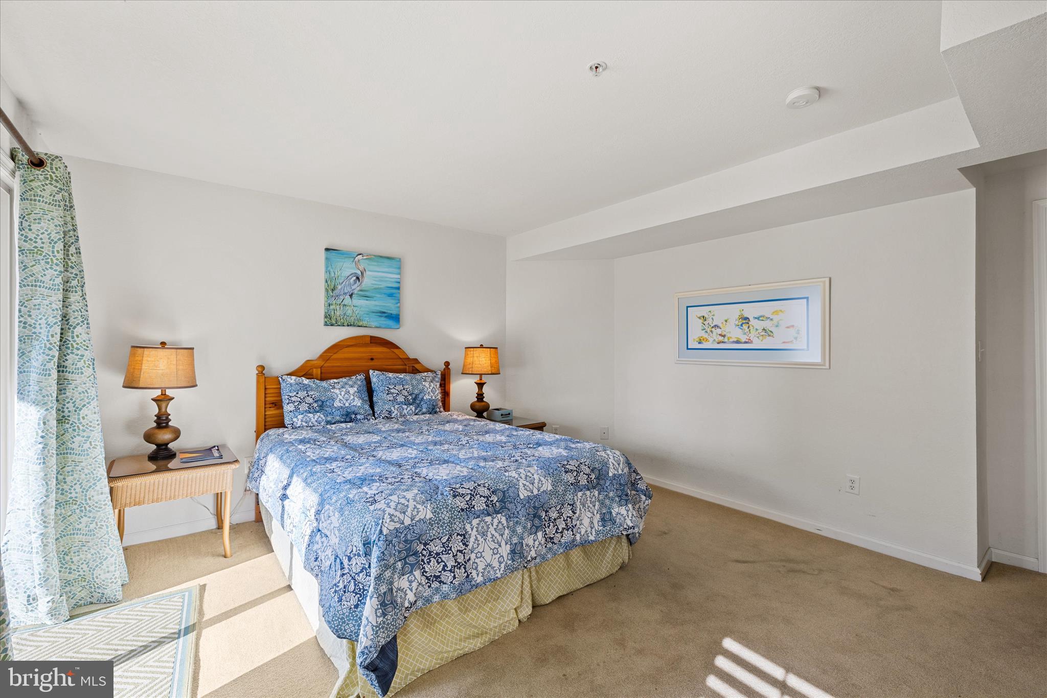 CREEKSIDE - Residential