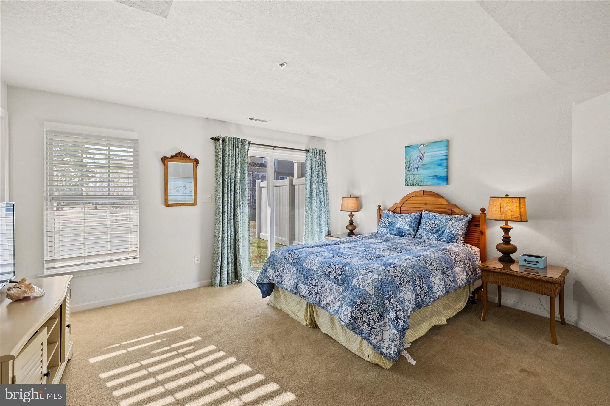 CREEKSIDE - Residential