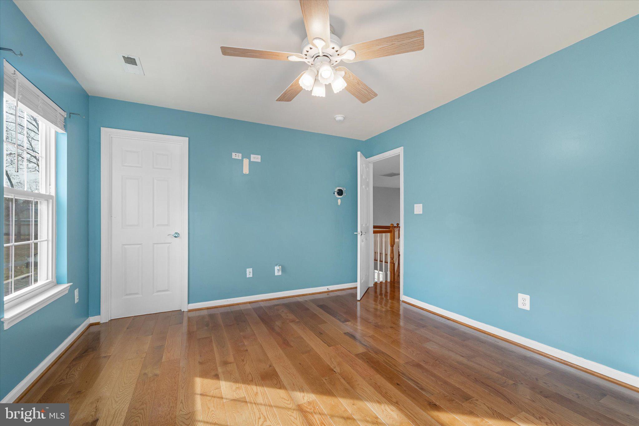 ISLAND CREEK WOODS - Residential