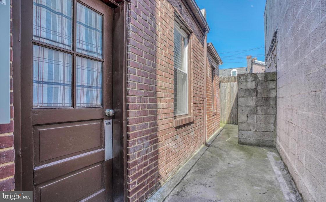 FELLS POINT HISTORIC DISTRICT - Residential Lease