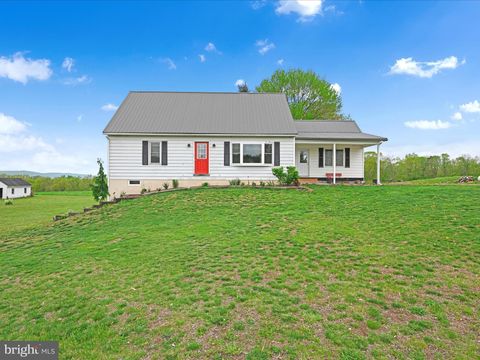 805 S CROSSROADS ROAD LYKENS PA 17048