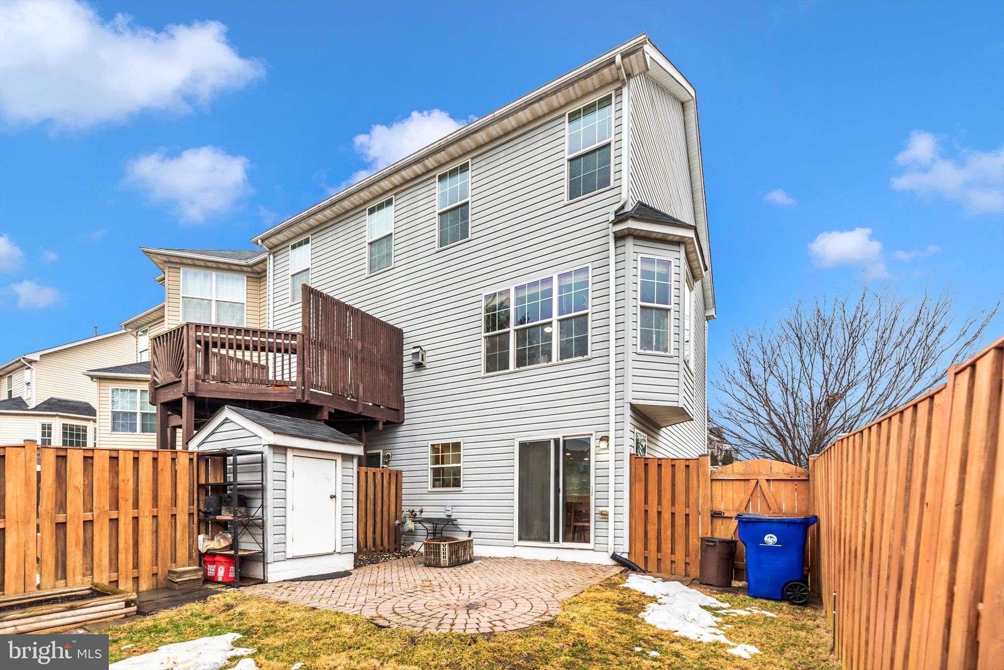BALLENGER CREEK CENTER POND - Residential