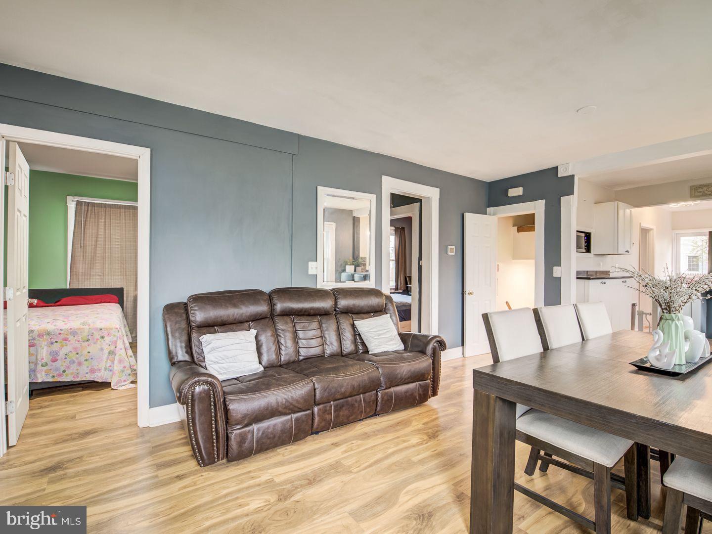 BARSTOW & BUNCH - Residential