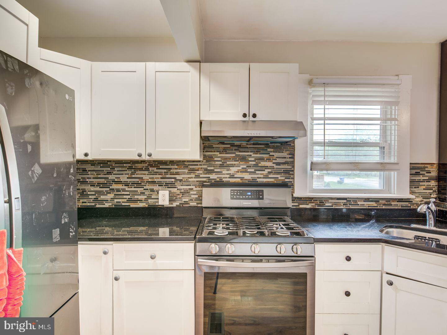 BARSTOW & BUNCH - Residential