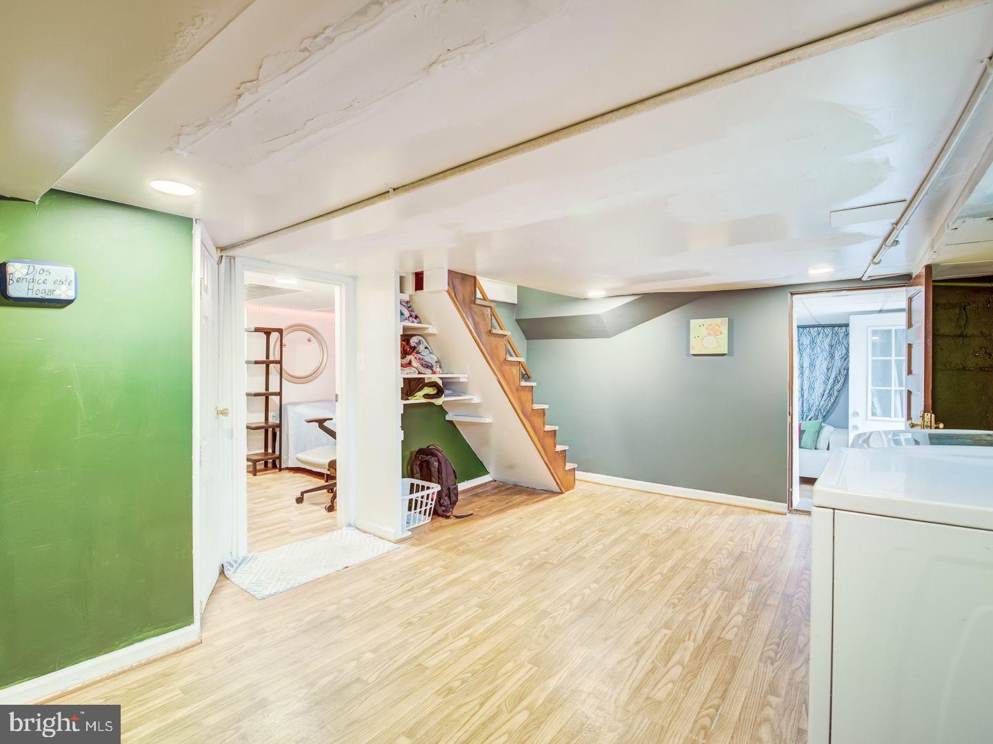 BARSTOW & BUNCH - Residential