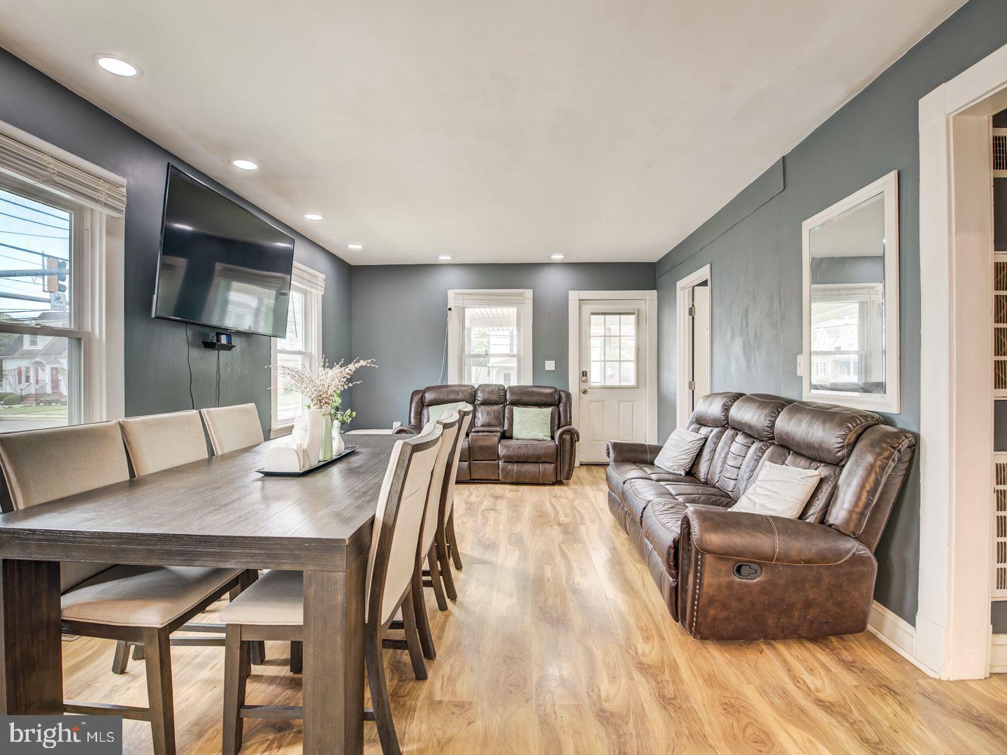 BARSTOW & BUNCH - Residential