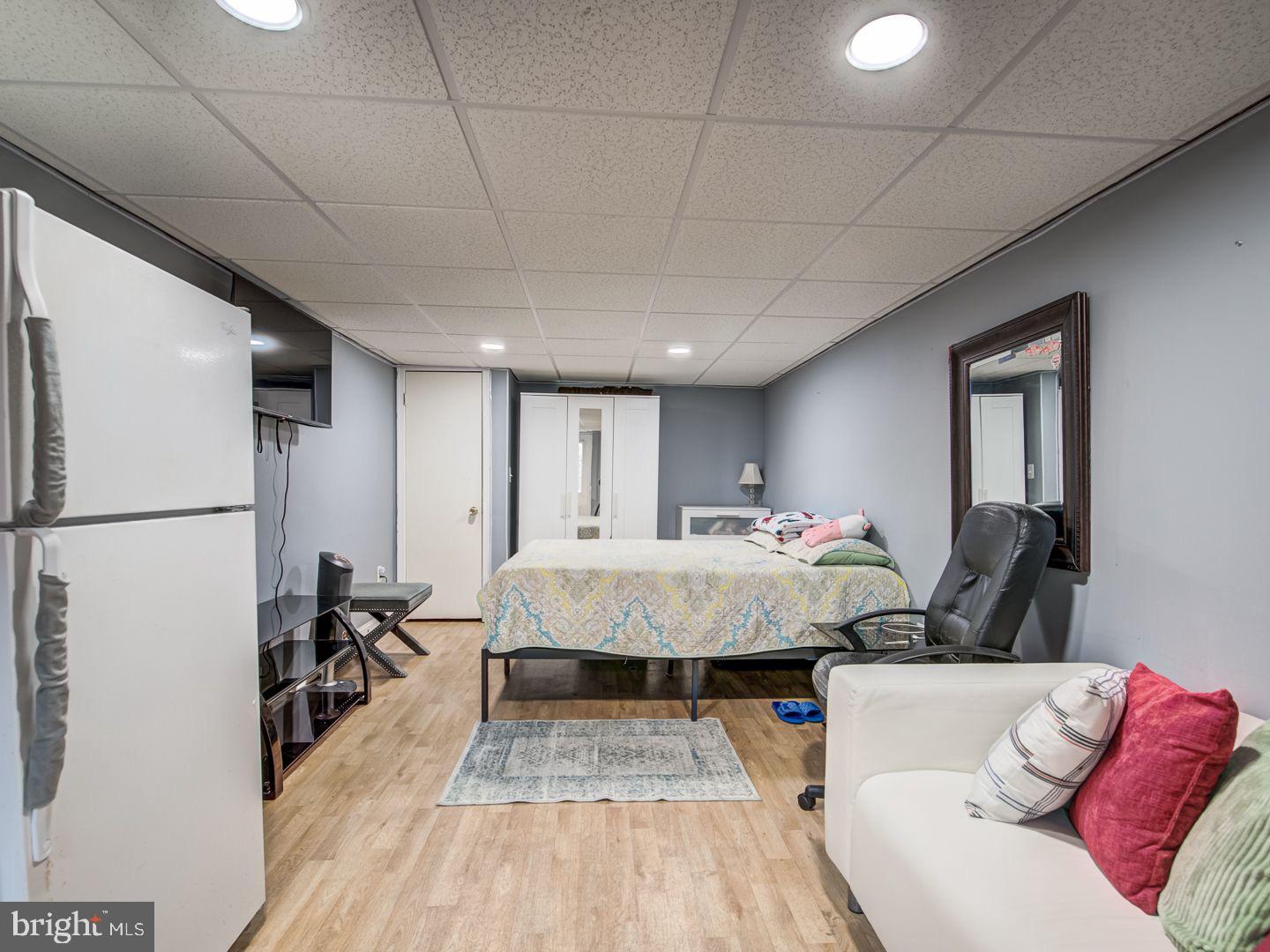 BARSTOW & BUNCH - Residential