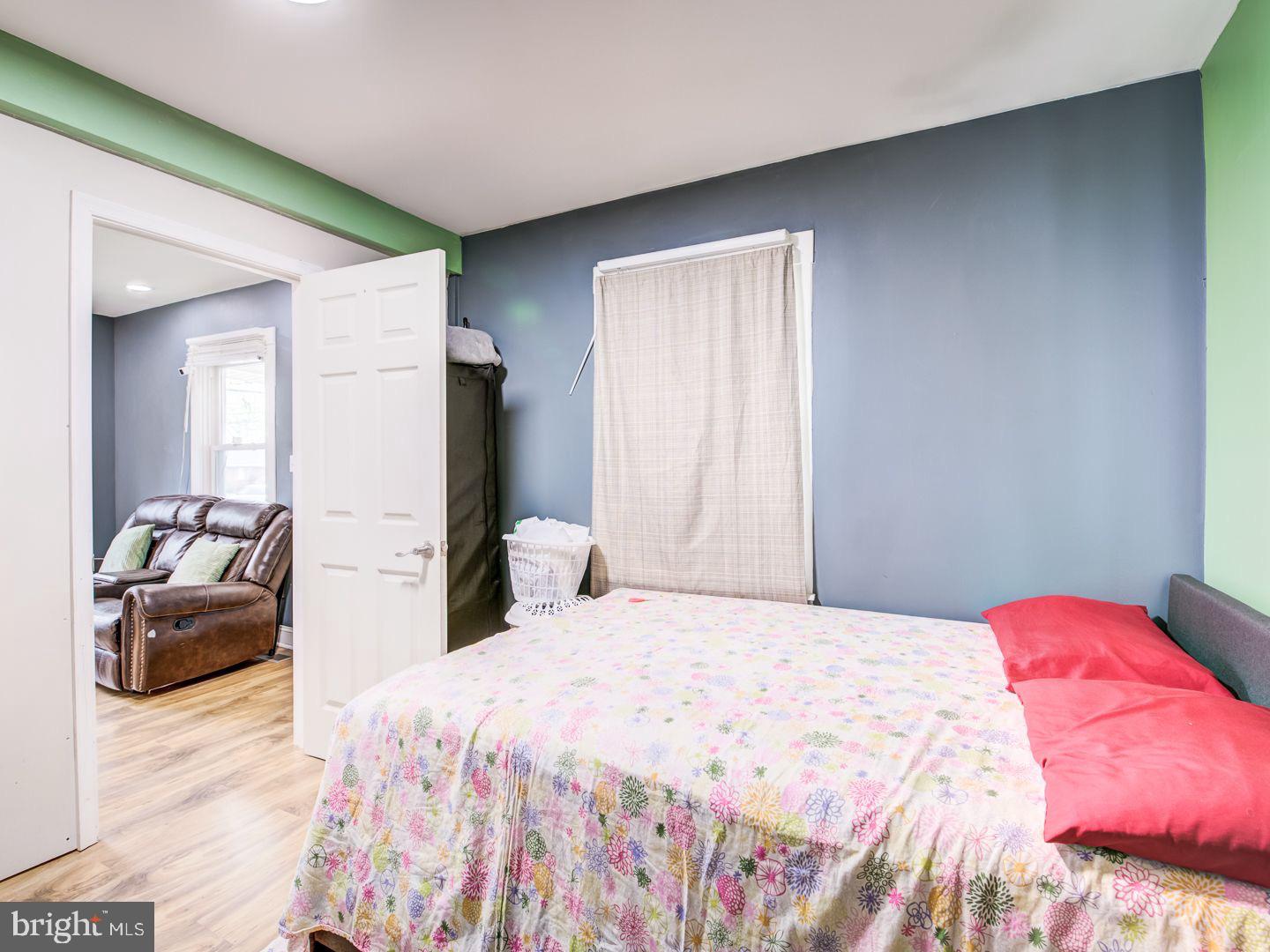 BARSTOW & BUNCH - Residential