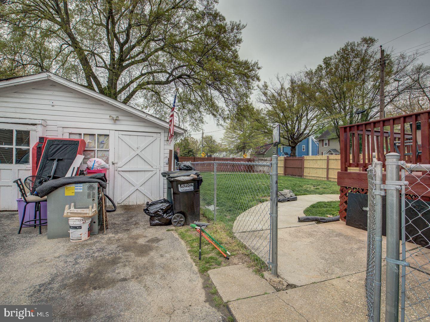 BARSTOW & BUNCH - Residential