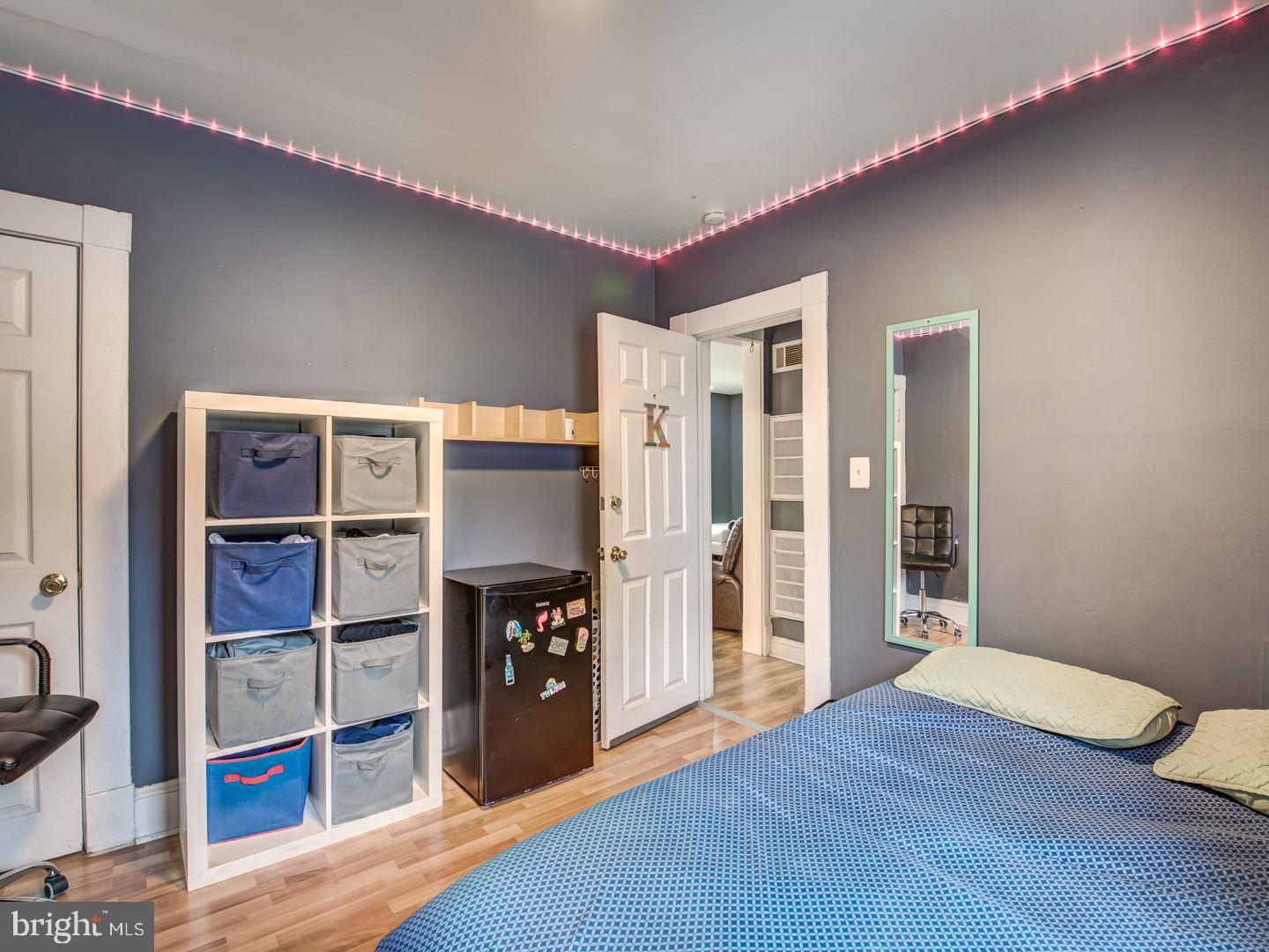 BARSTOW & BUNCH - Residential