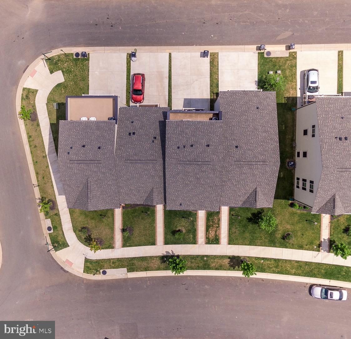 POTOMAC SHORES - Residential