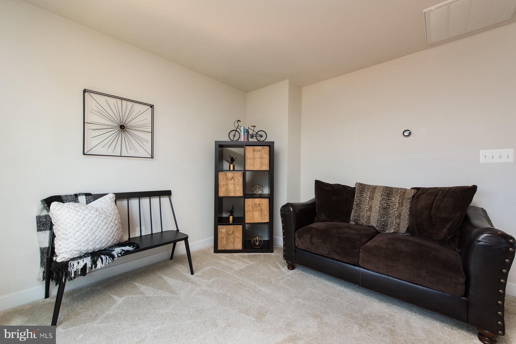 POTOMAC SHORES - Residential