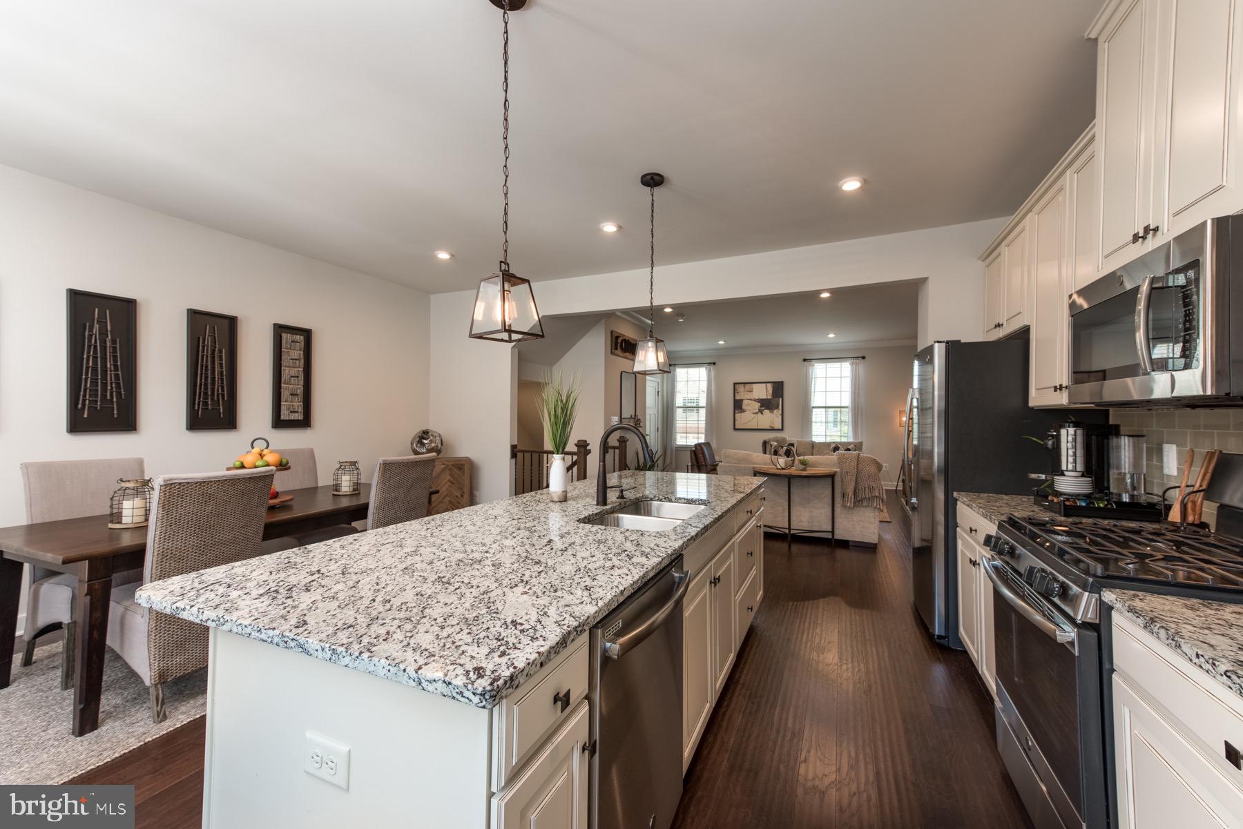 POTOMAC SHORES - Residential