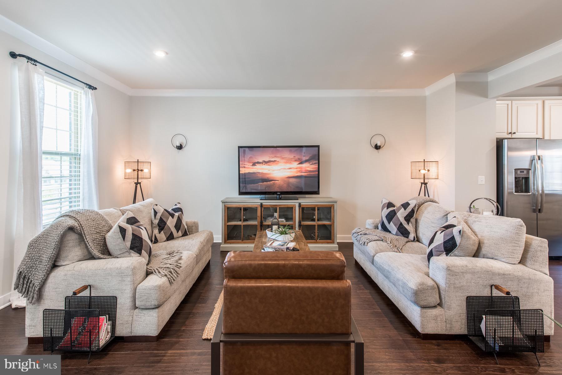 POTOMAC SHORES - Residential