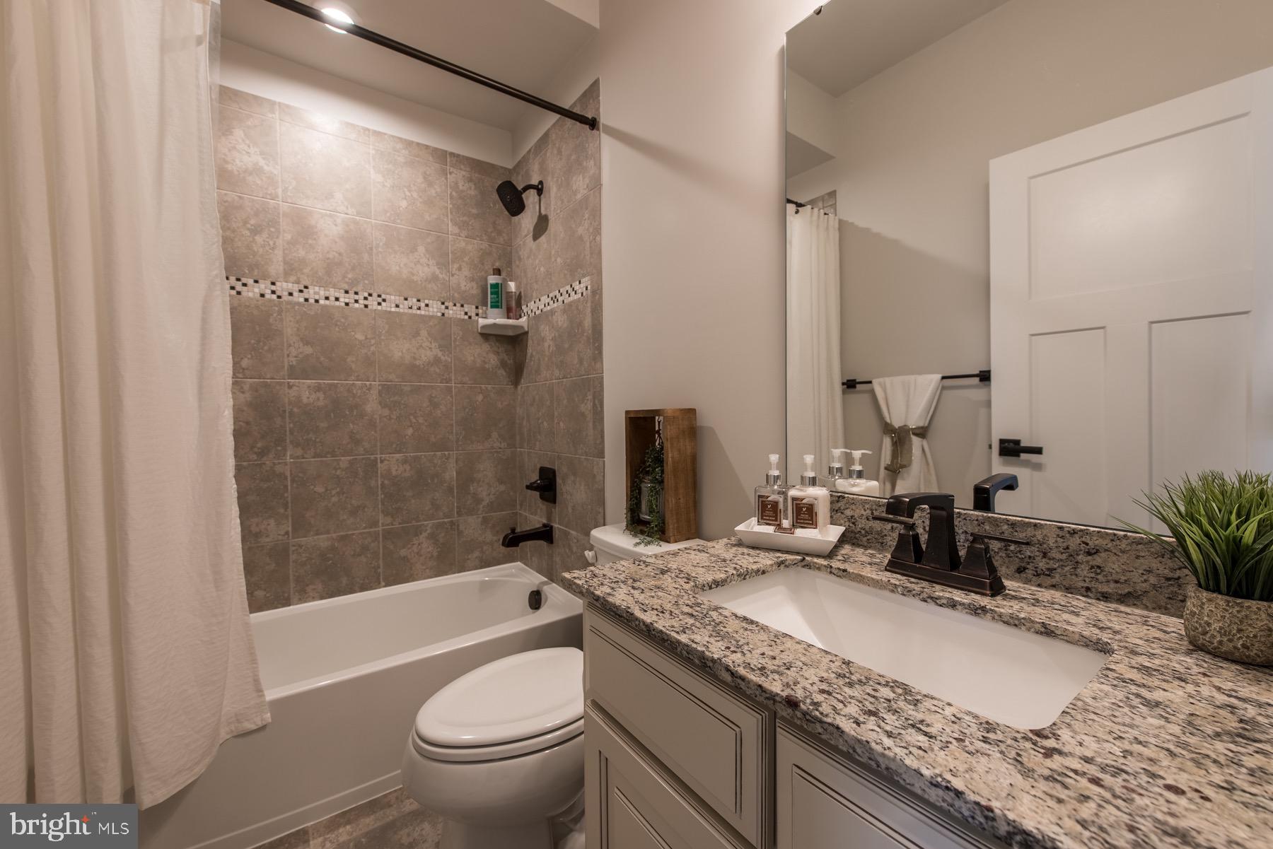 POTOMAC SHORES - Residential