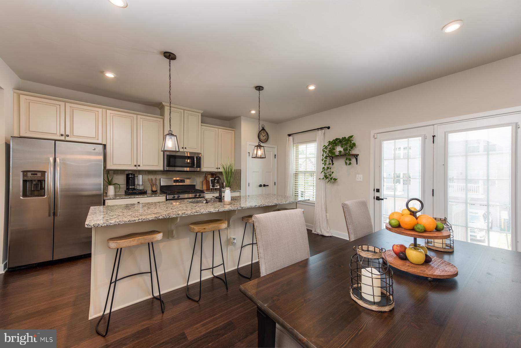 POTOMAC SHORES - Residential