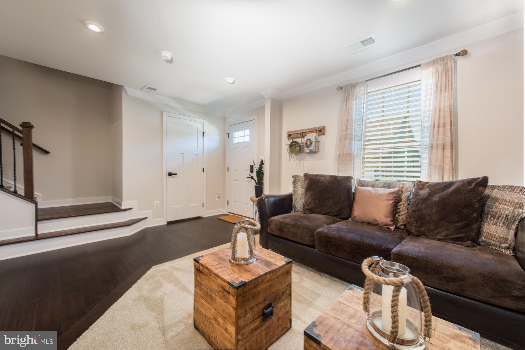 POTOMAC SHORES - Residential