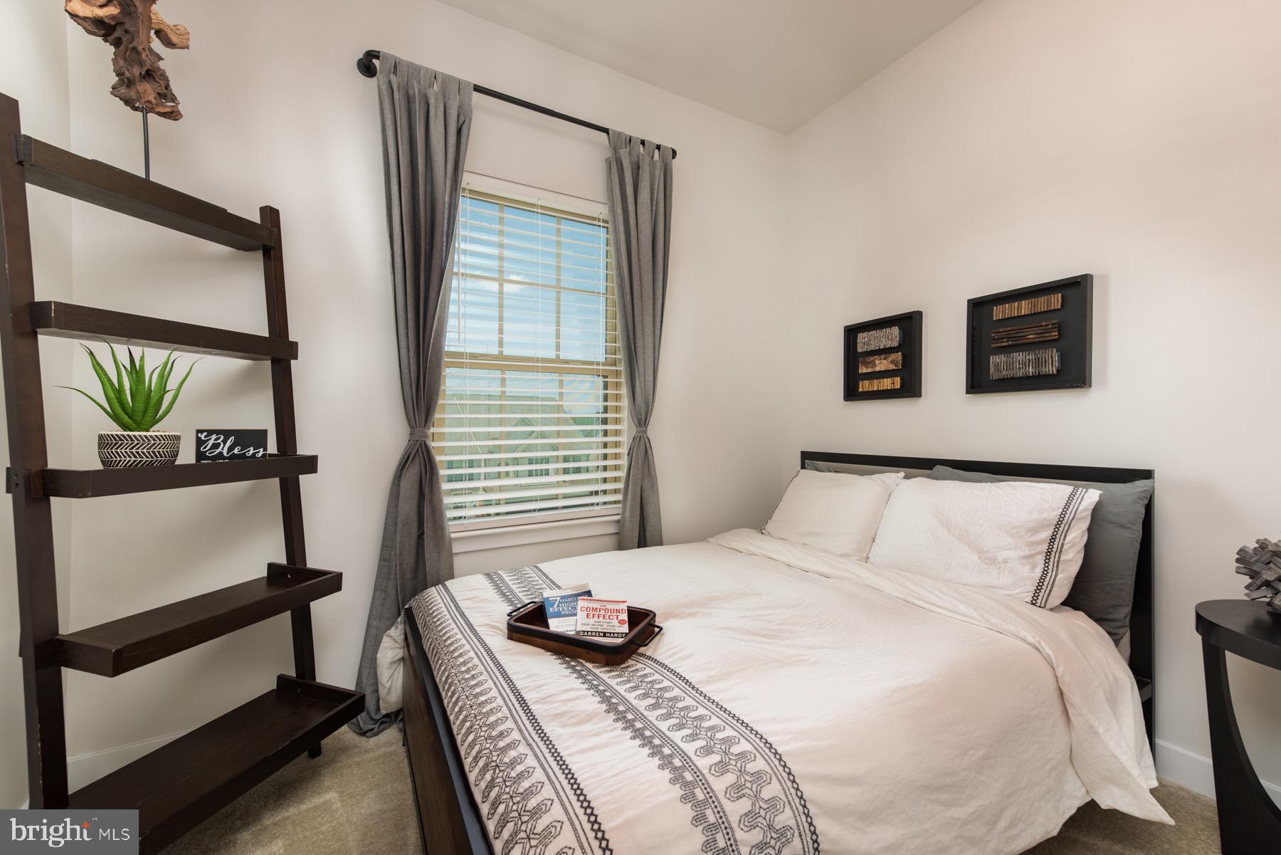 POTOMAC SHORES - Residential