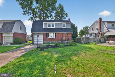 Homes For Sale - 1212 Meadow Road<br/> Delaware County, WOODLYN, PA 19094