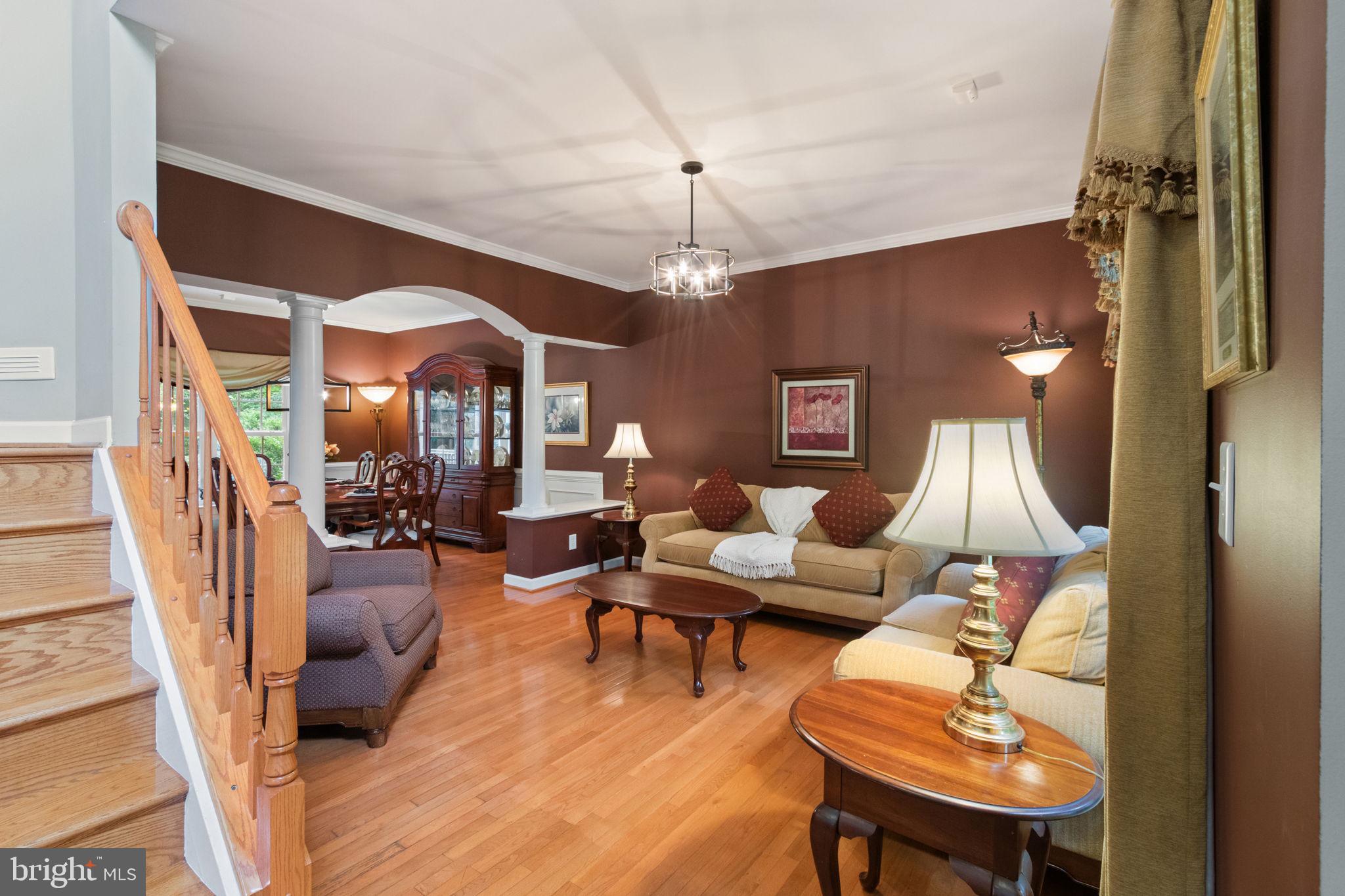 115 TOWN AND COUNTRY DRIVE