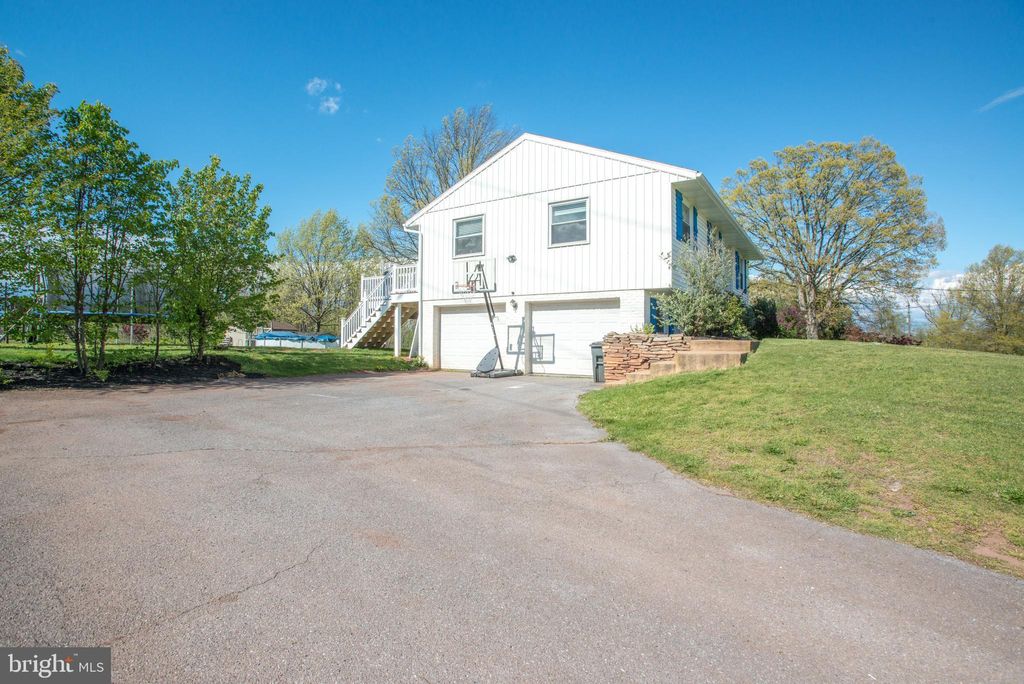 Photo of 47 Parkview Drive, Elizabethtown, PA 17022 (MLS # PALA2049970)