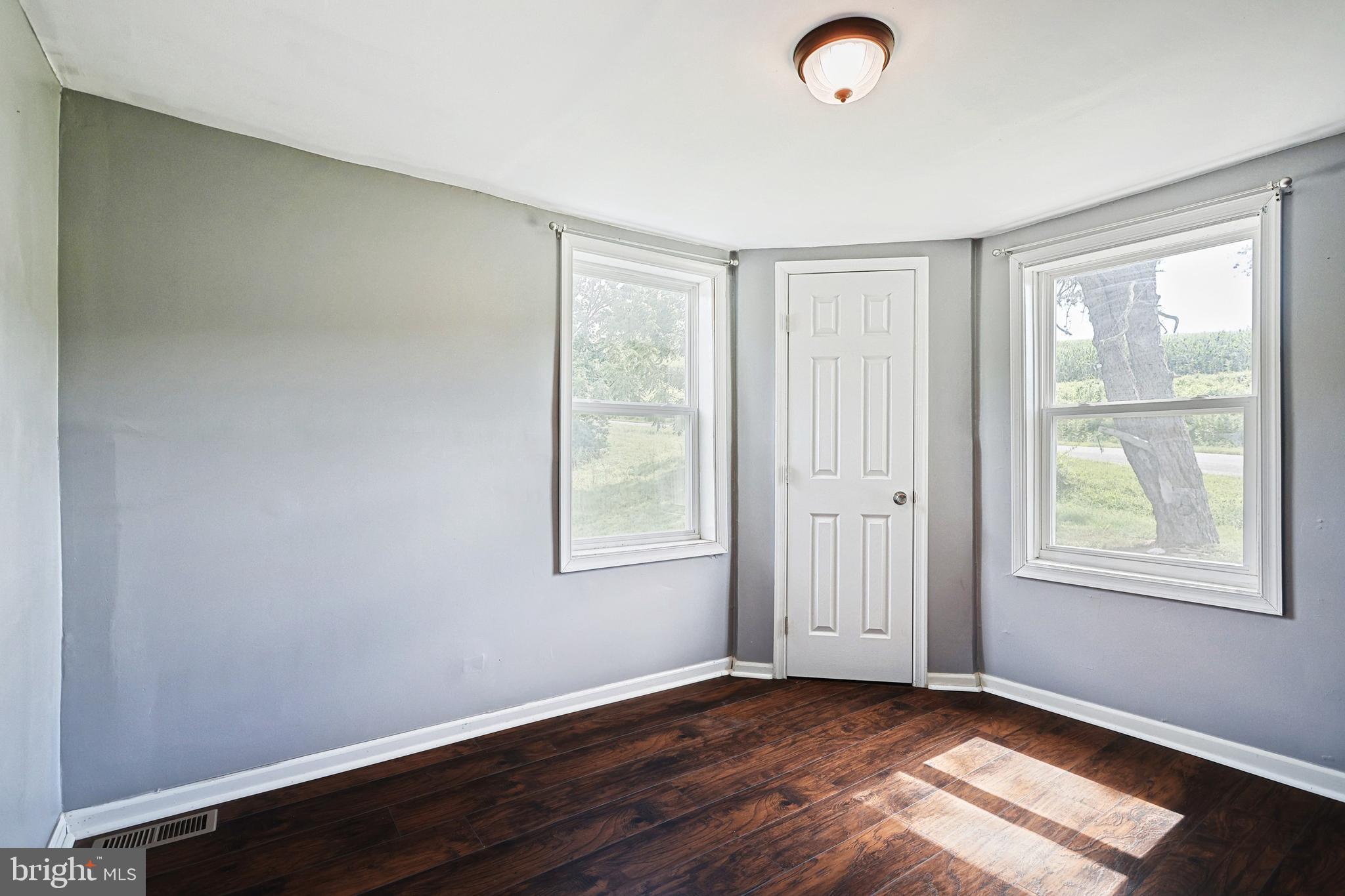 AIRVILLE - Residential