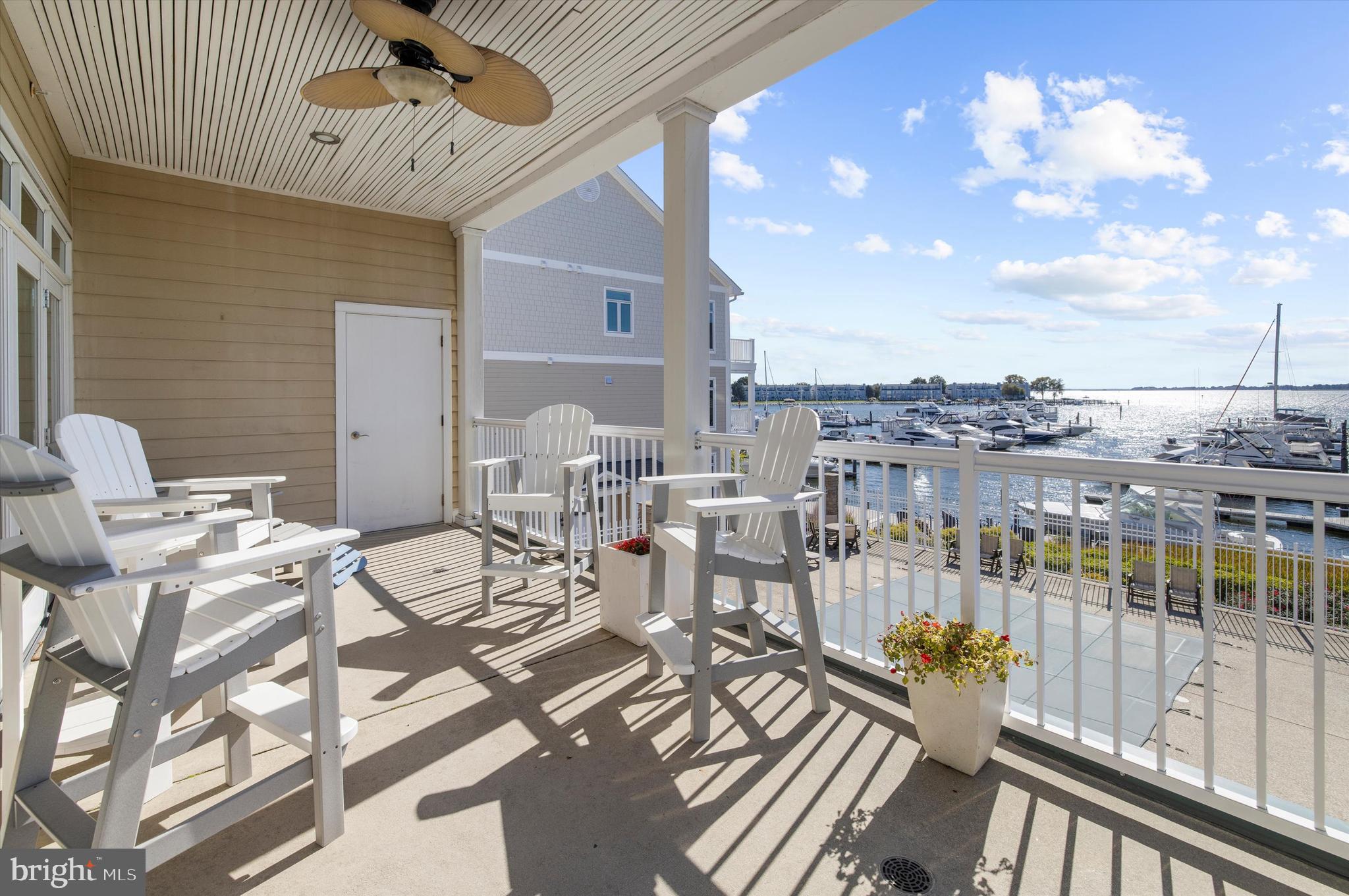 110 CHANNEL MARKER WAY 203