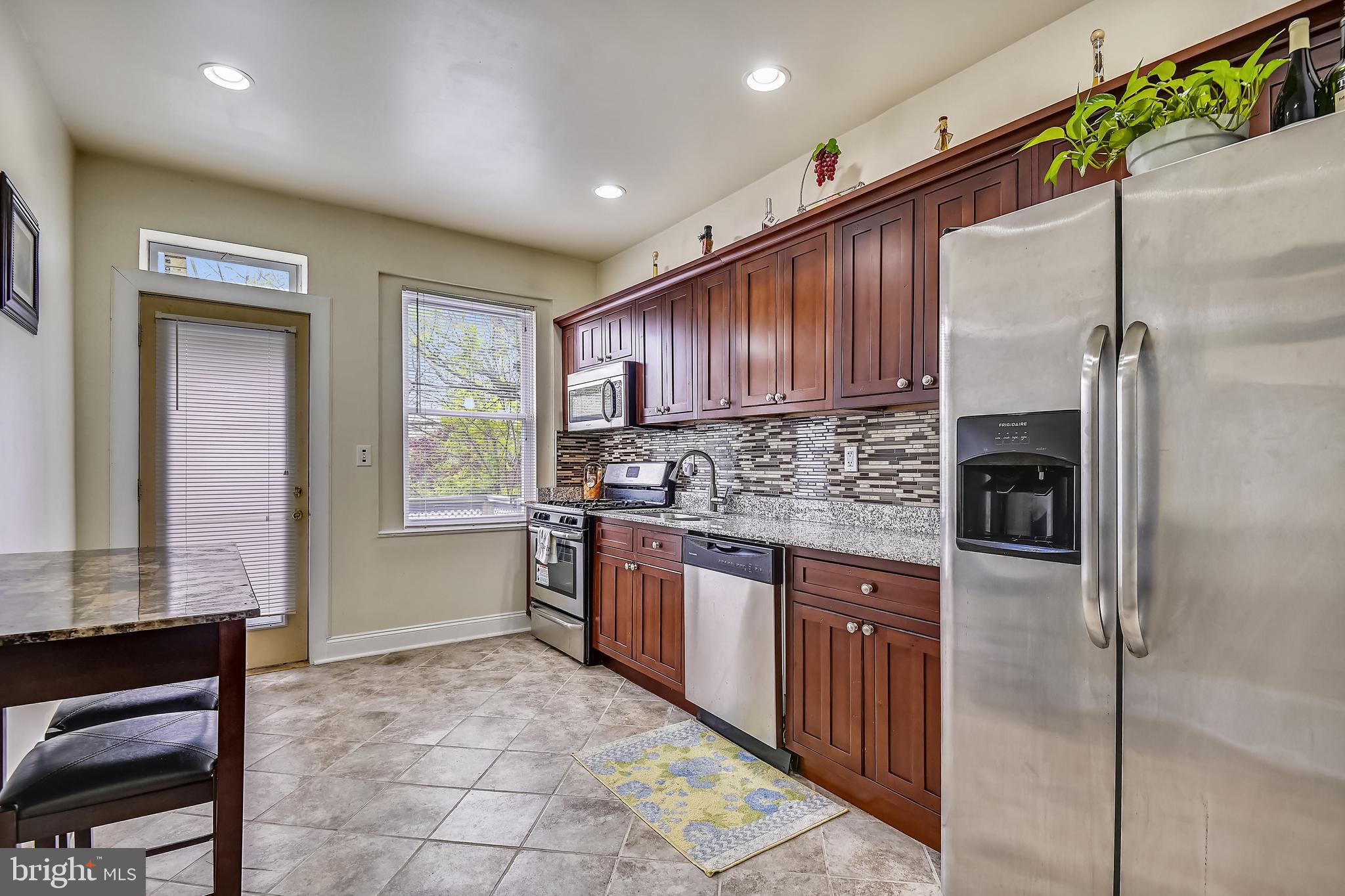 HILTON - Residential