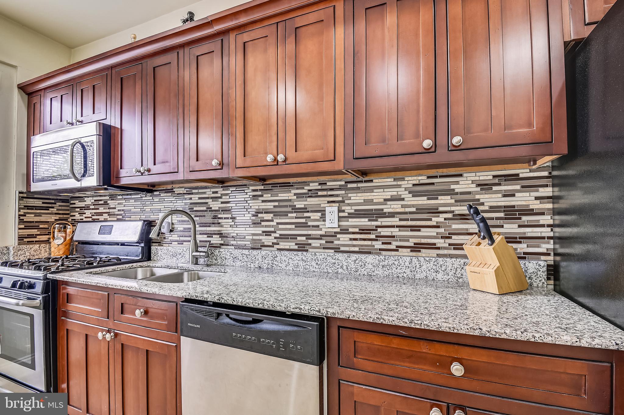 HILTON - Residential