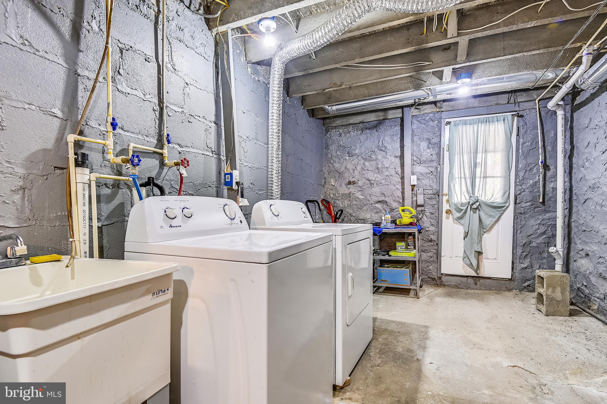 HILTON - Residential