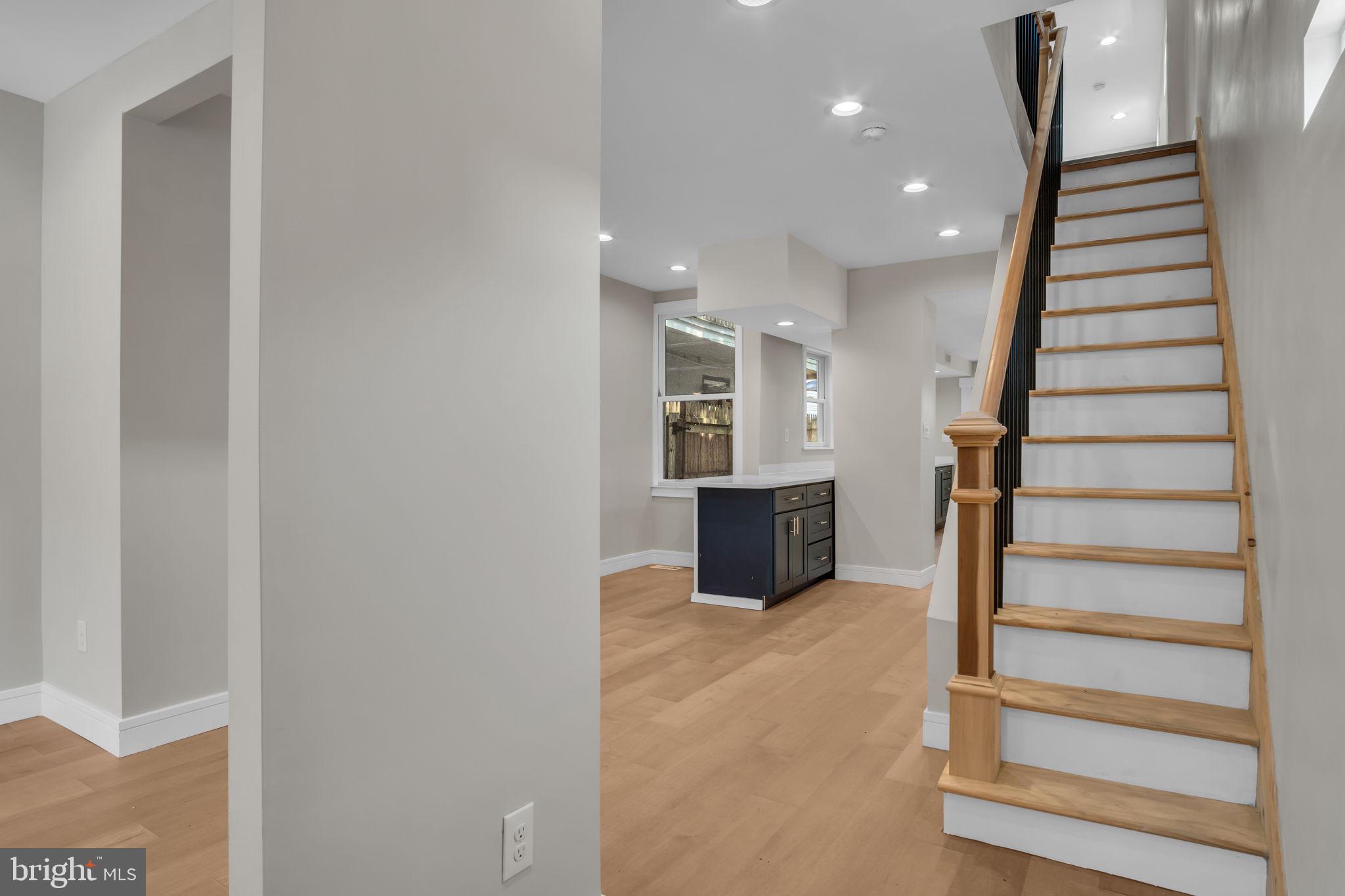 305 HERR STREET