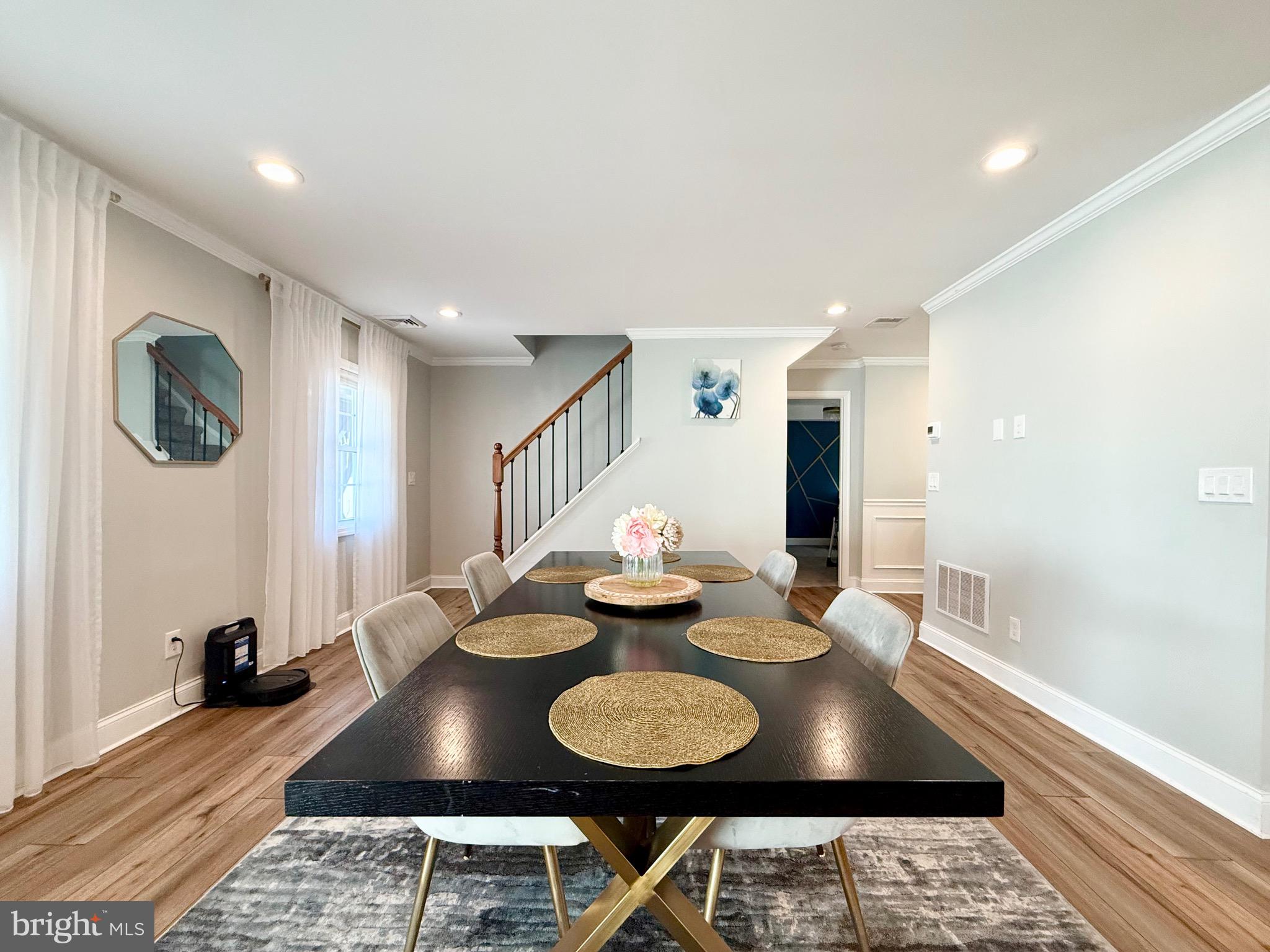 RED CEDAR HILL - Residential