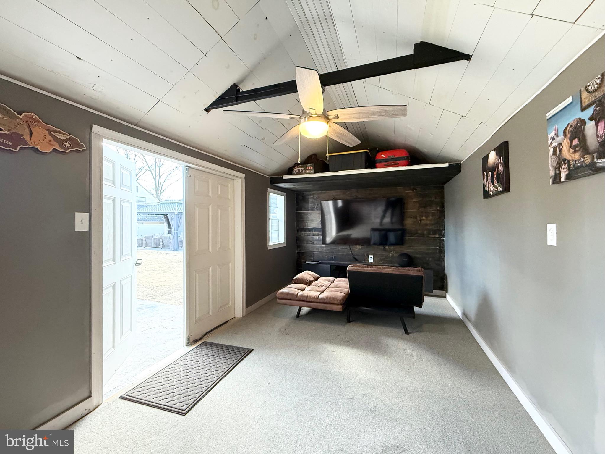 RED CEDAR HILL - Residential