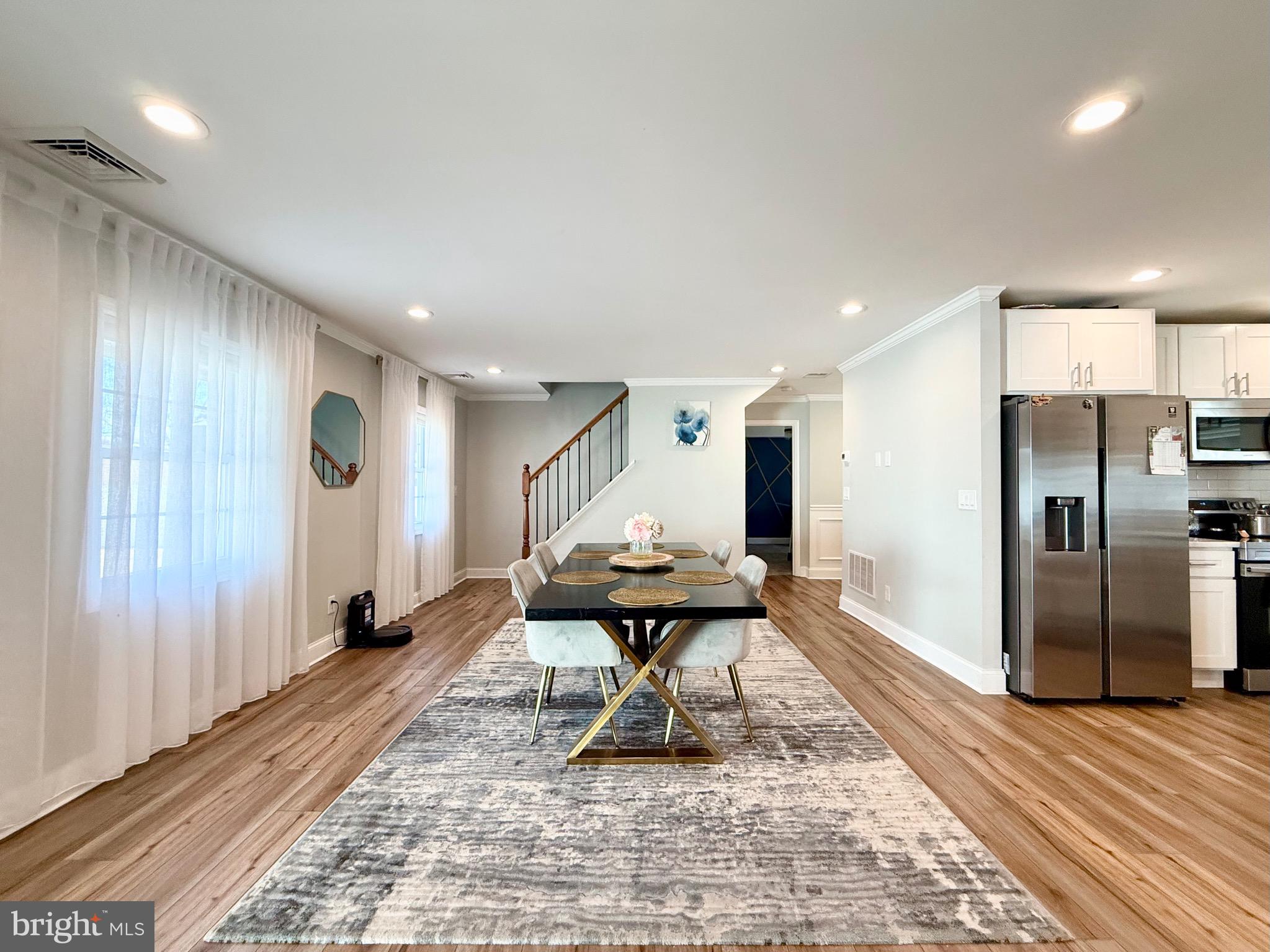 RED CEDAR HILL - Residential