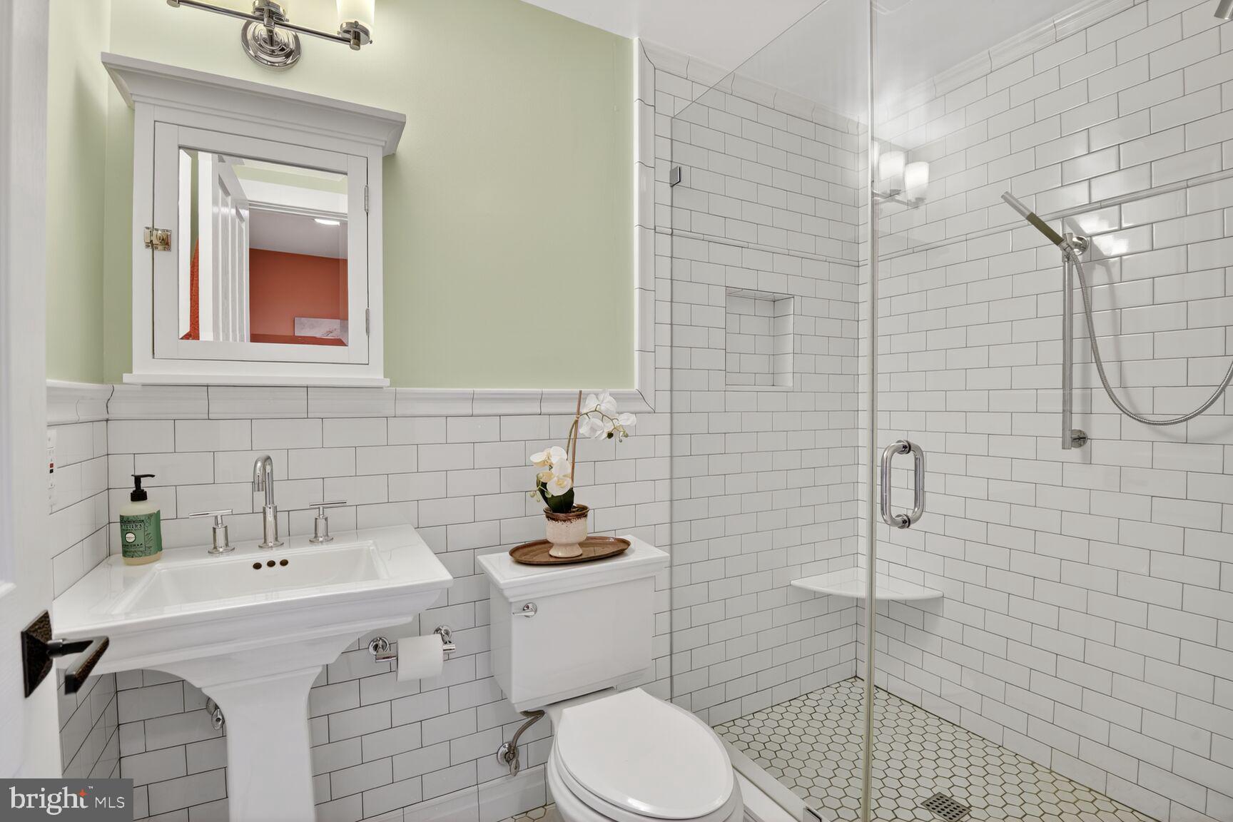 KENSINGTON PARK - Residential