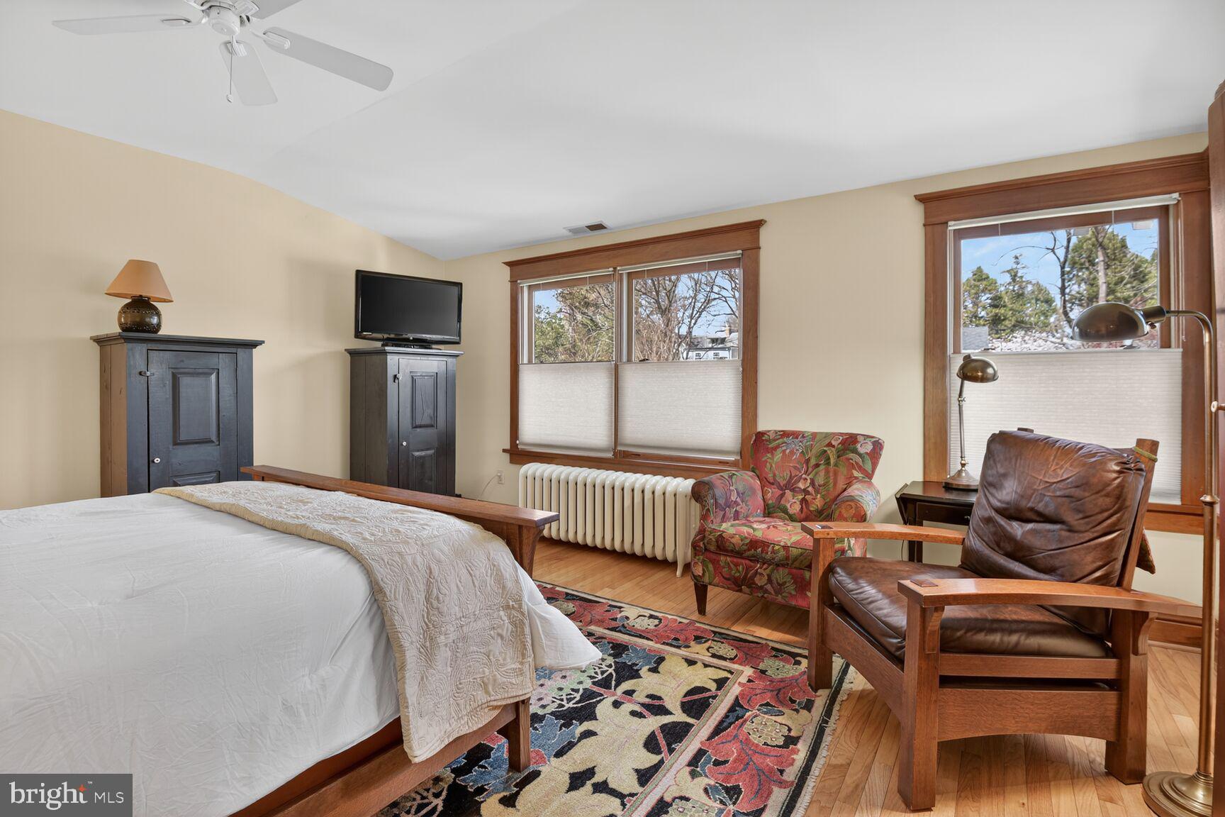 KENSINGTON PARK - Residential