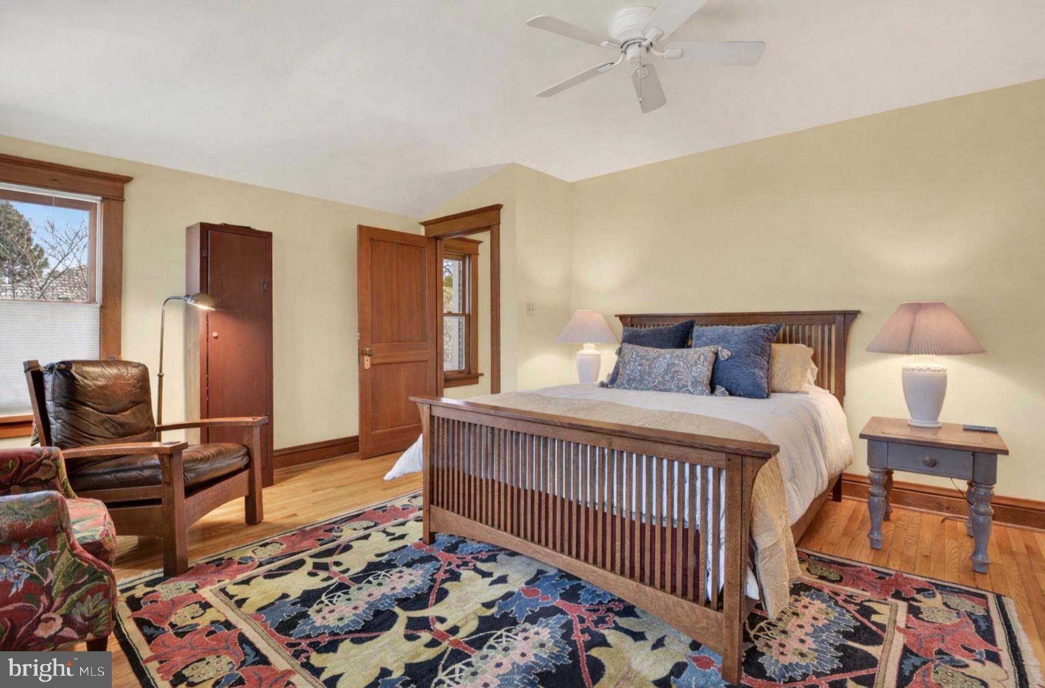 KENSINGTON PARK - Residential