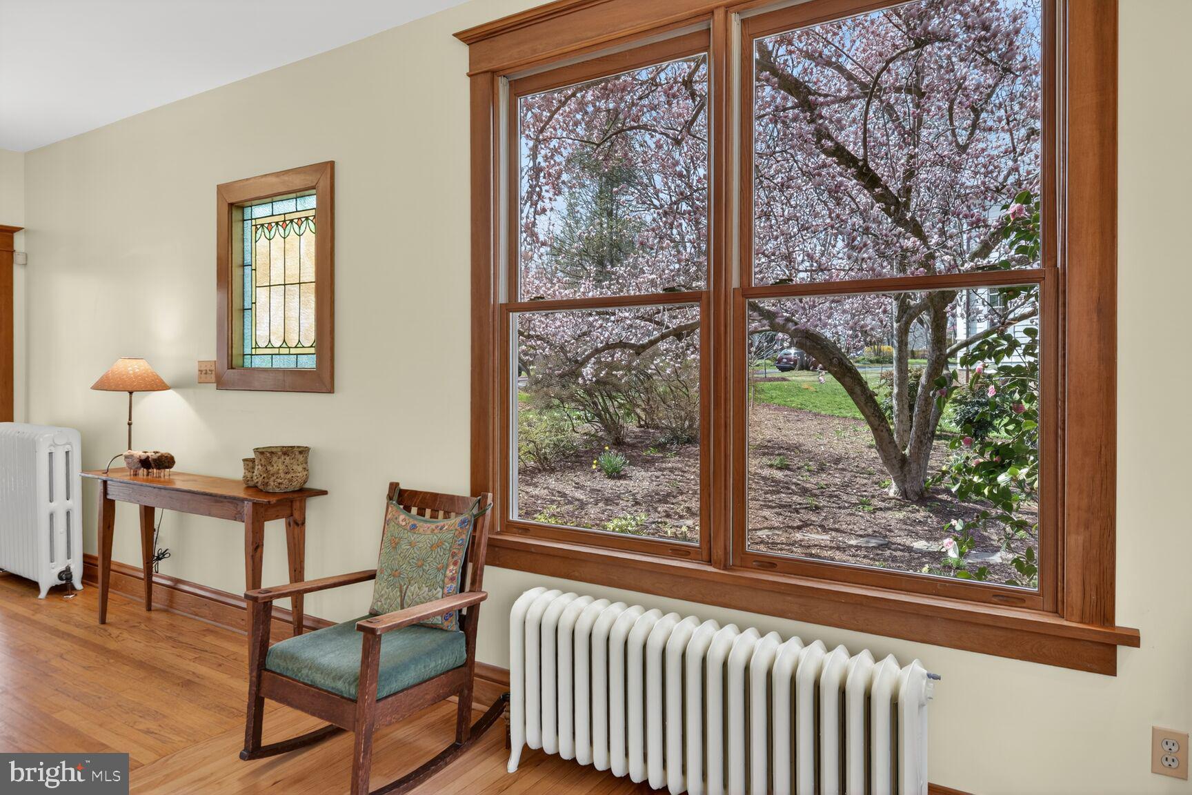 KENSINGTON PARK - Residential