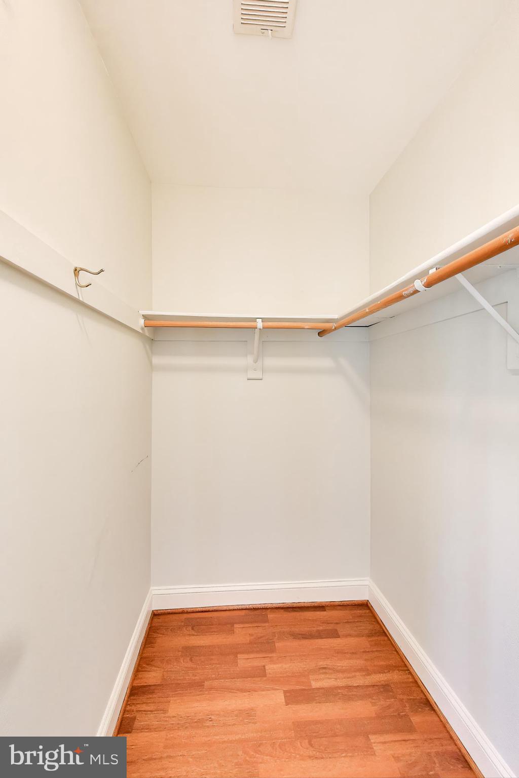 AVENEL - Residential