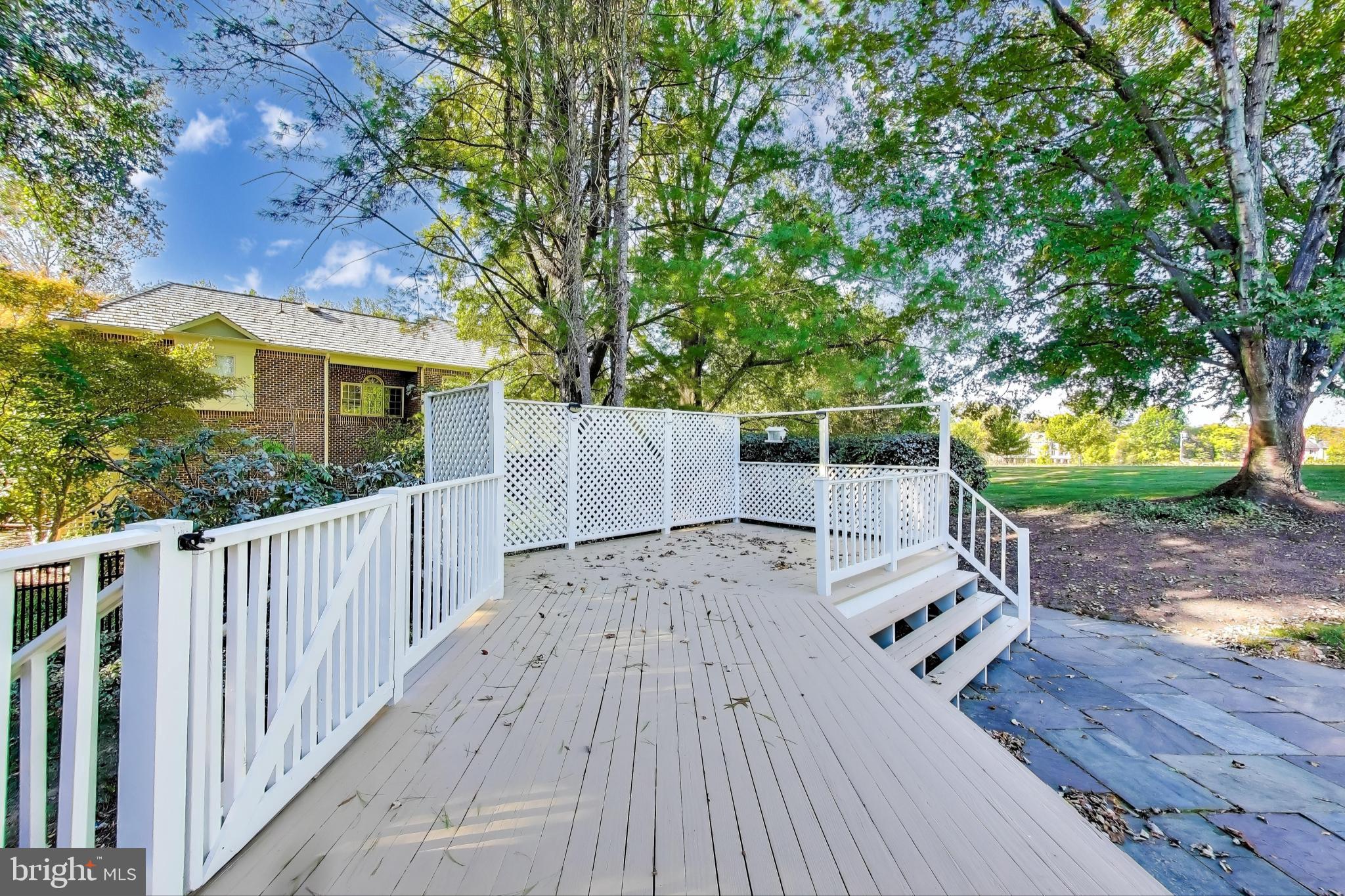 AVENEL - Residential