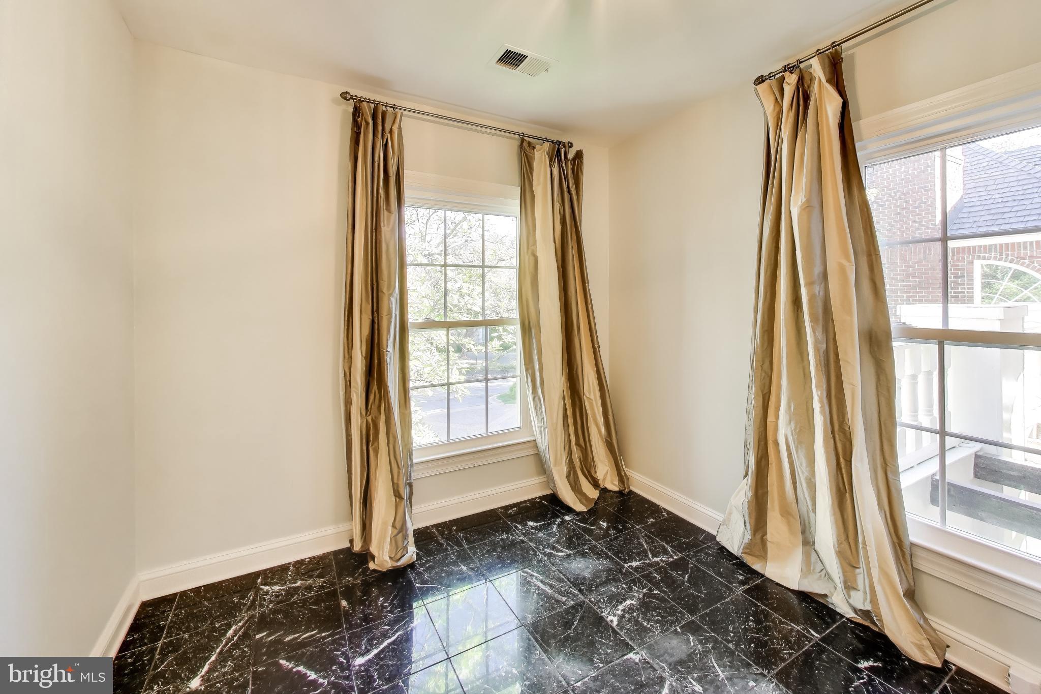 AVENEL - Residential