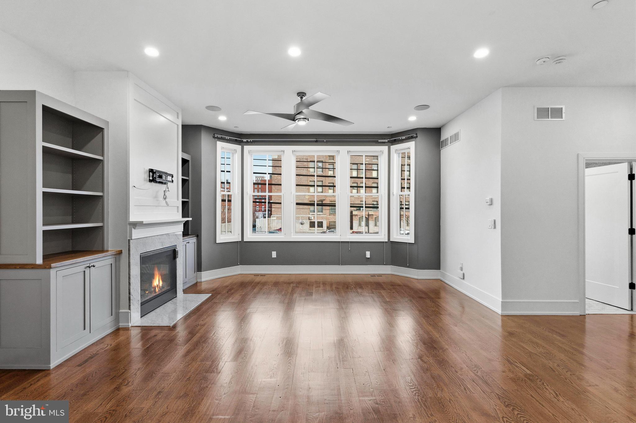 FAIRMOUNT - Residential