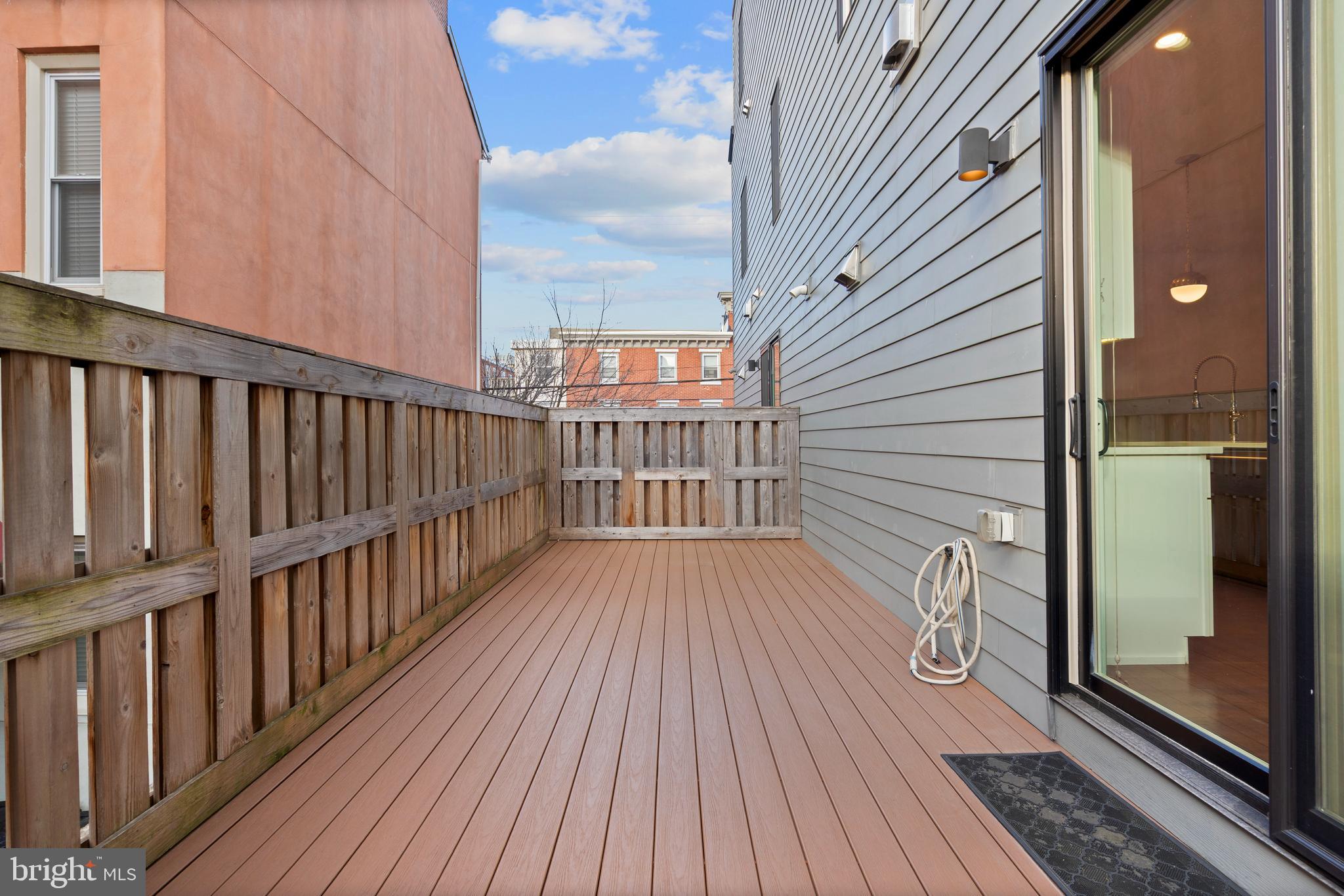 FAIRMOUNT - Residential