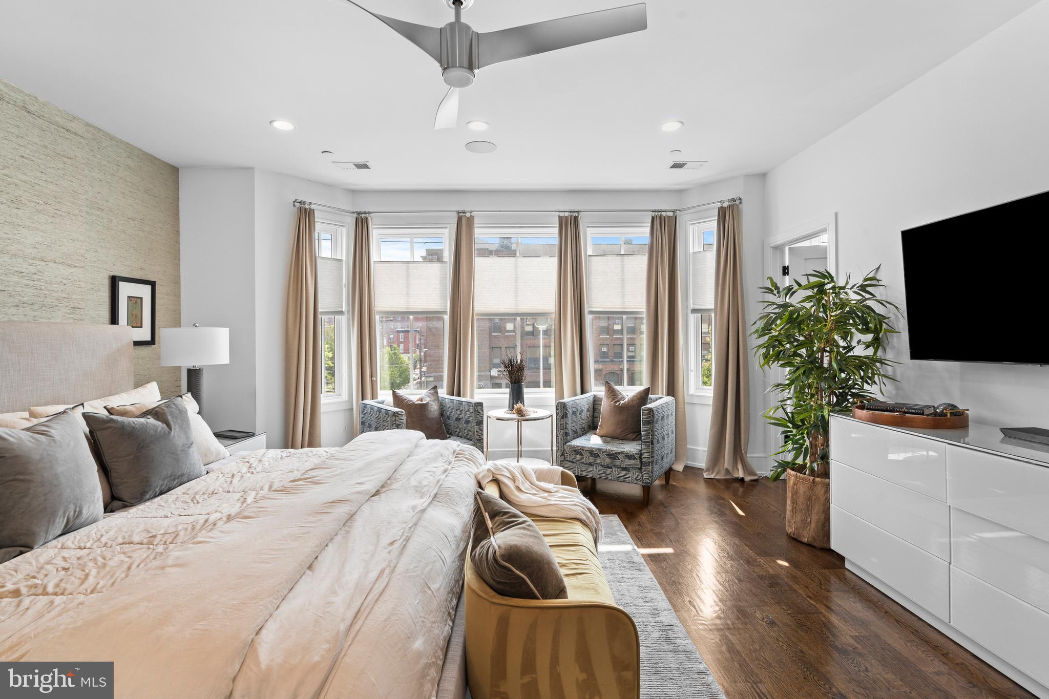 FAIRMOUNT - Residential