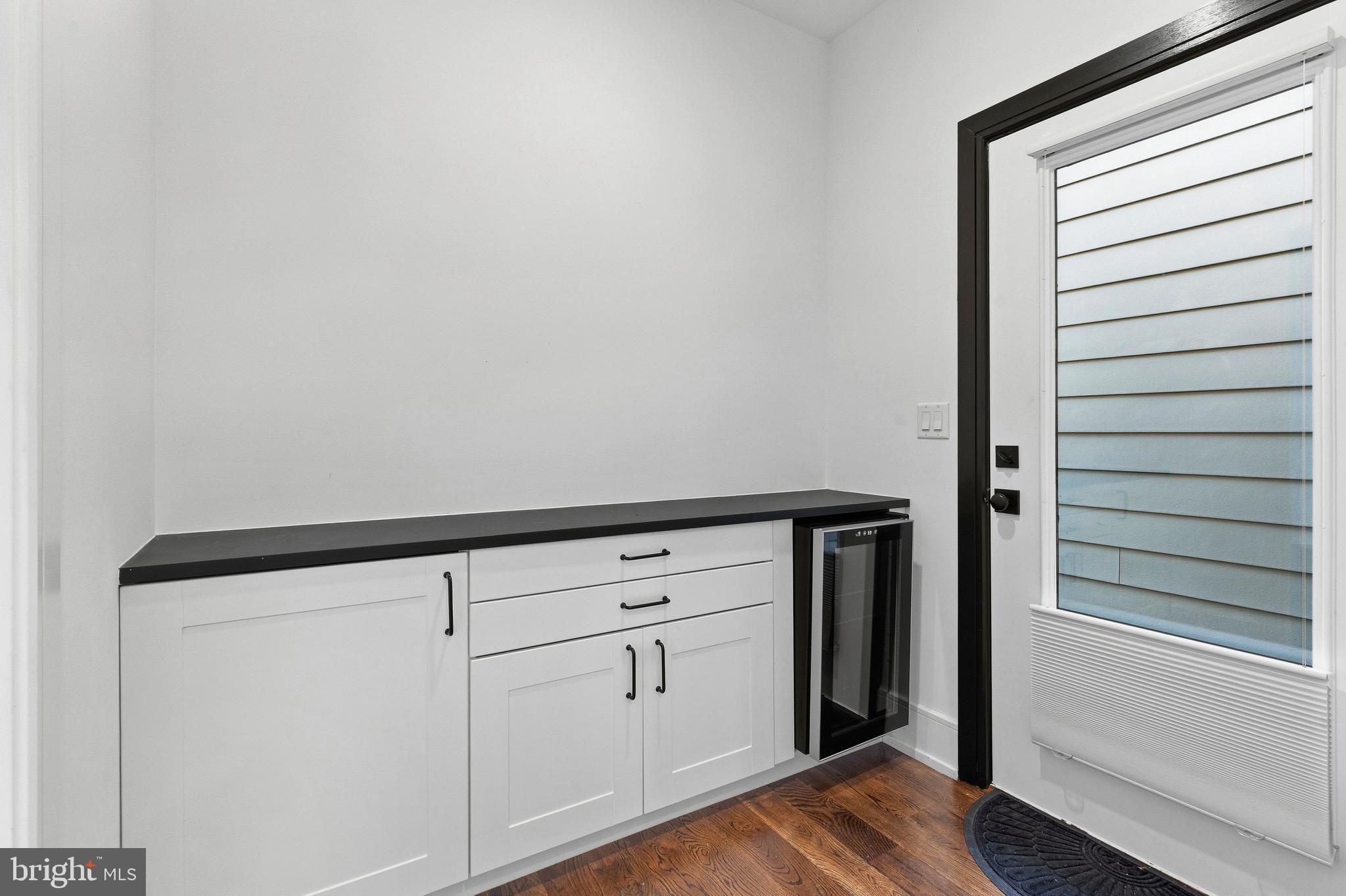 FAIRMOUNT - Residential