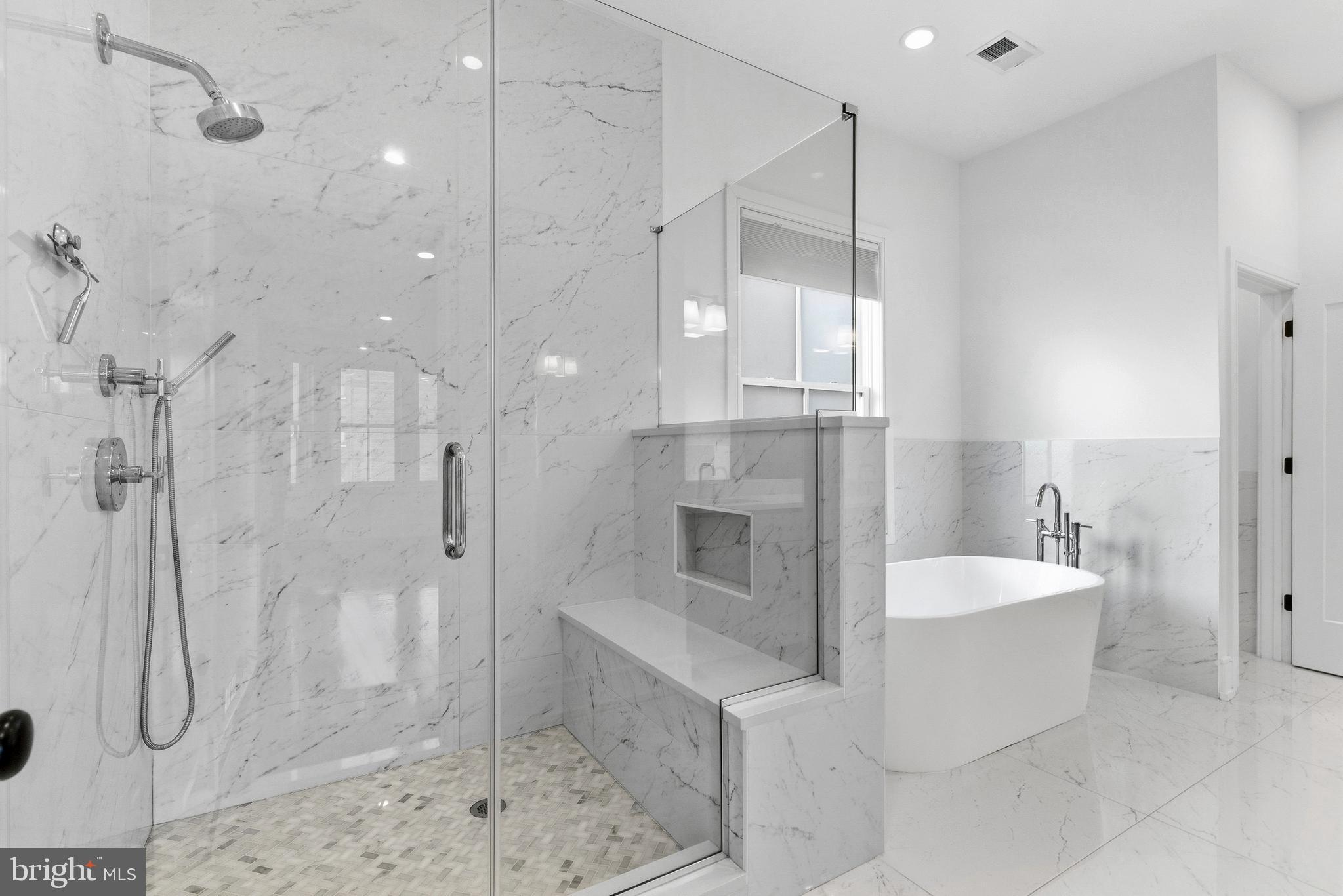 FAIRMOUNT - Residential