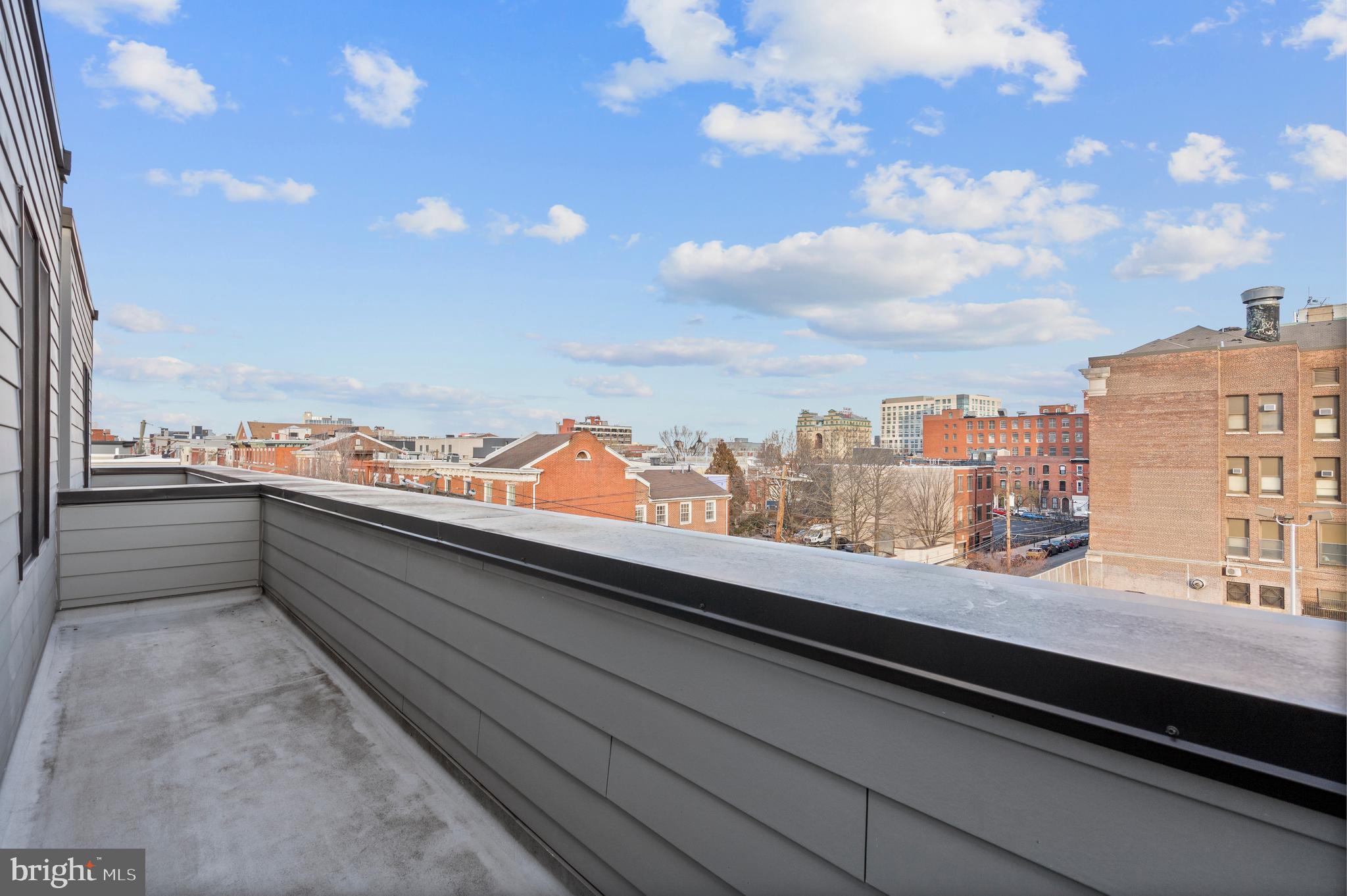 FAIRMOUNT - Residential